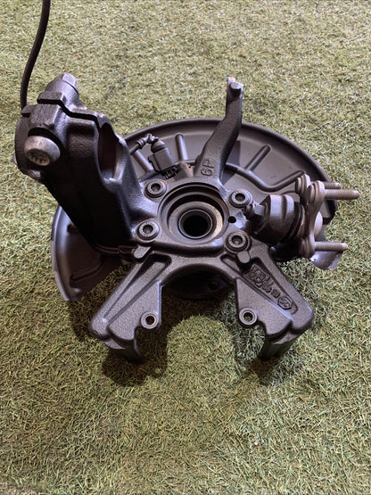 MOZZO MONTANTE FUSELLO ANTERIORE DESTRO VOLKSWAGEN GOLF 5 1.9 DIESEL 1K0407256P