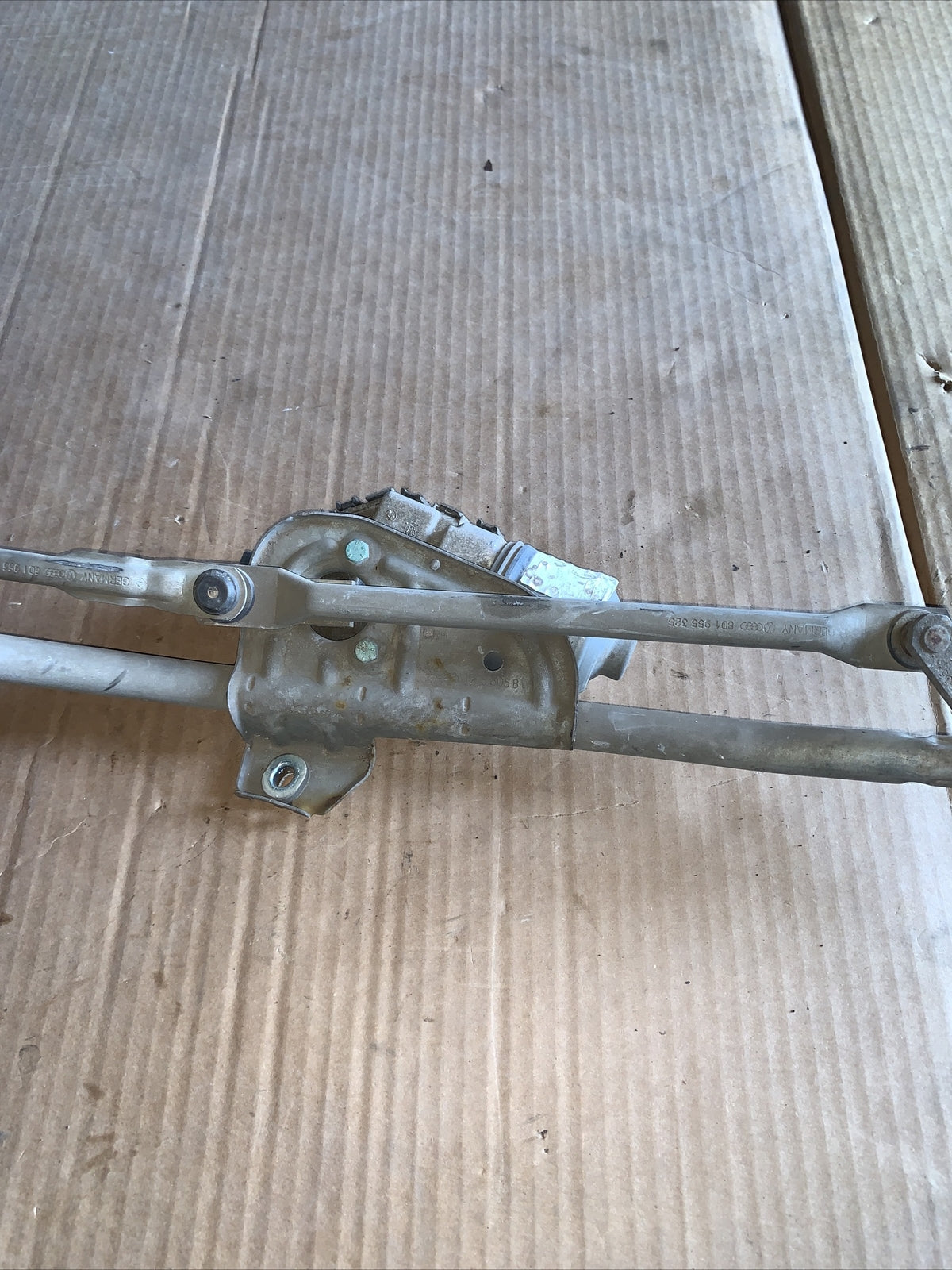 Motorino tergicristallo VOLKSWAGEN PASSAT  Skoda Superb 3B1955113D (2004)