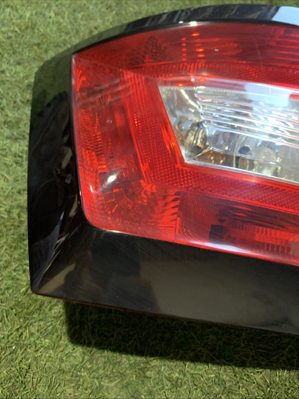 FANALE STOP POSTERIORE SINISTRO SX PER SKODA Fabia Berlina 3° Serie 6V6945095