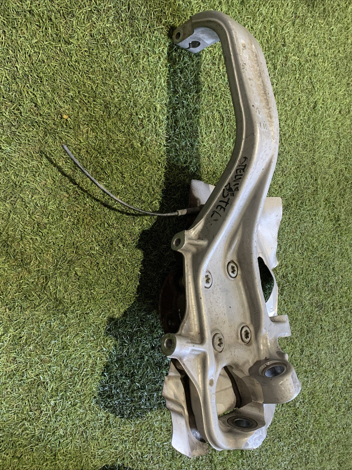 Mozzo Montante Fusello Anteriore Sinistro Alfaromeo Stelvio 00505415520