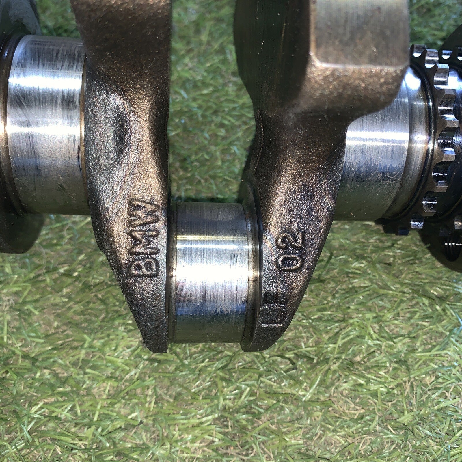 2016 BMW F20 F21 116D 1.5 DIESEL B37D15A. ALBERO MOTORE 8583490 / 8583491 85K