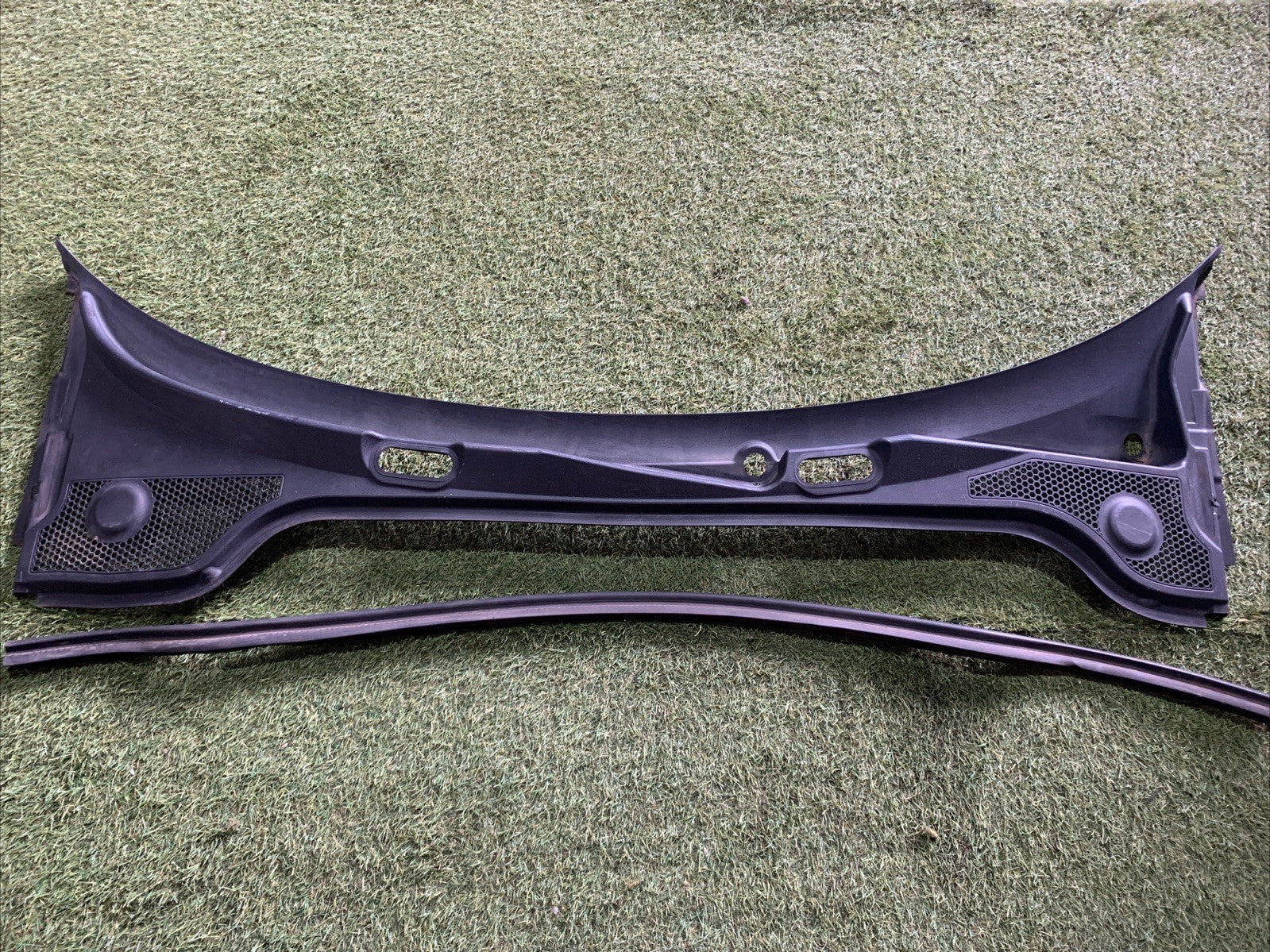 Griglia Gocciolatoio Anteriore Audi A3 8P 2008 8P1819415E