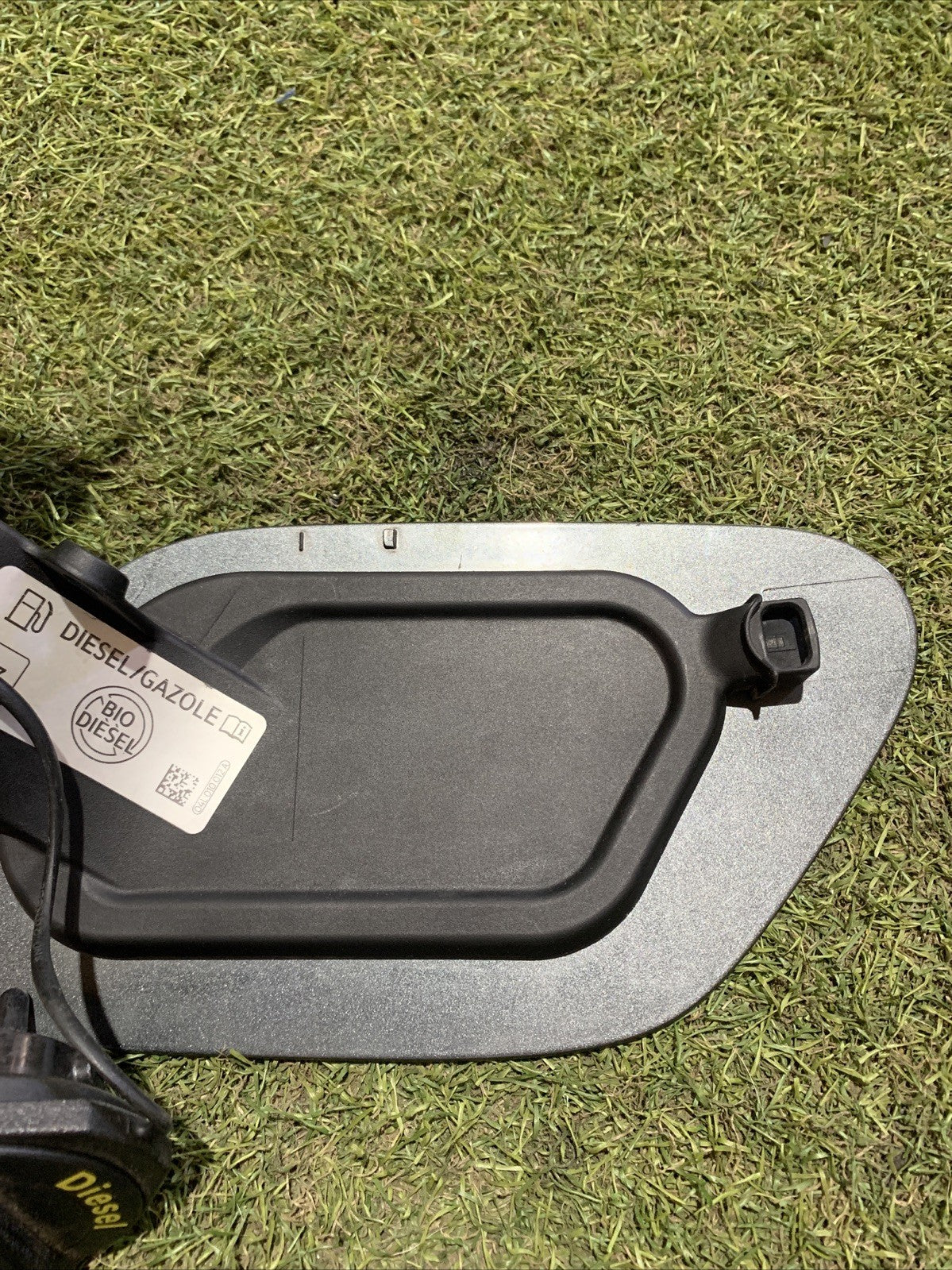 Sportellino Carburante Volkswagen Golf 7 5G0809999A