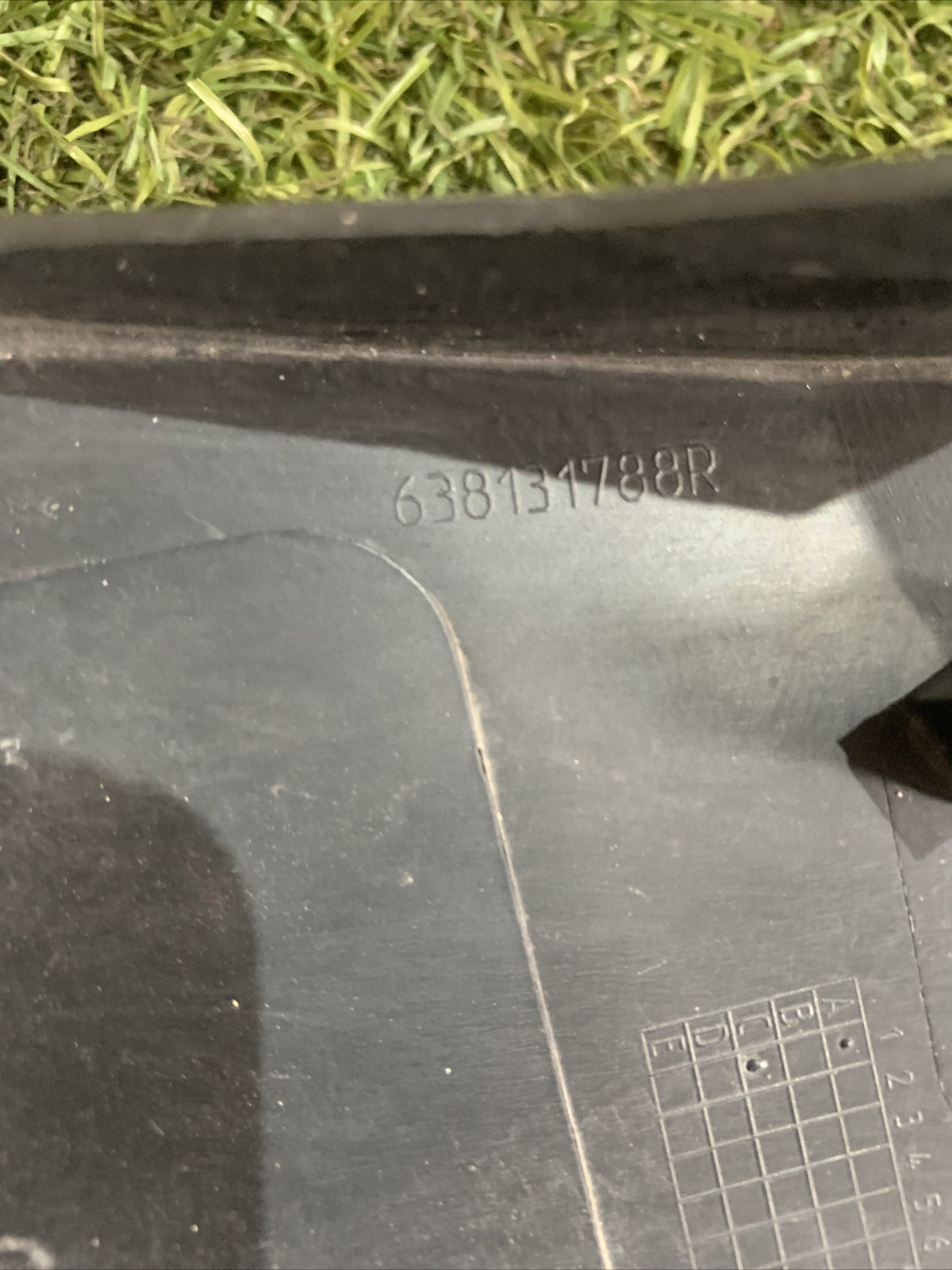 638131788R MODANATURA PARAFANGO ANTERIORE SX RENAULT CAPTUR (J5)