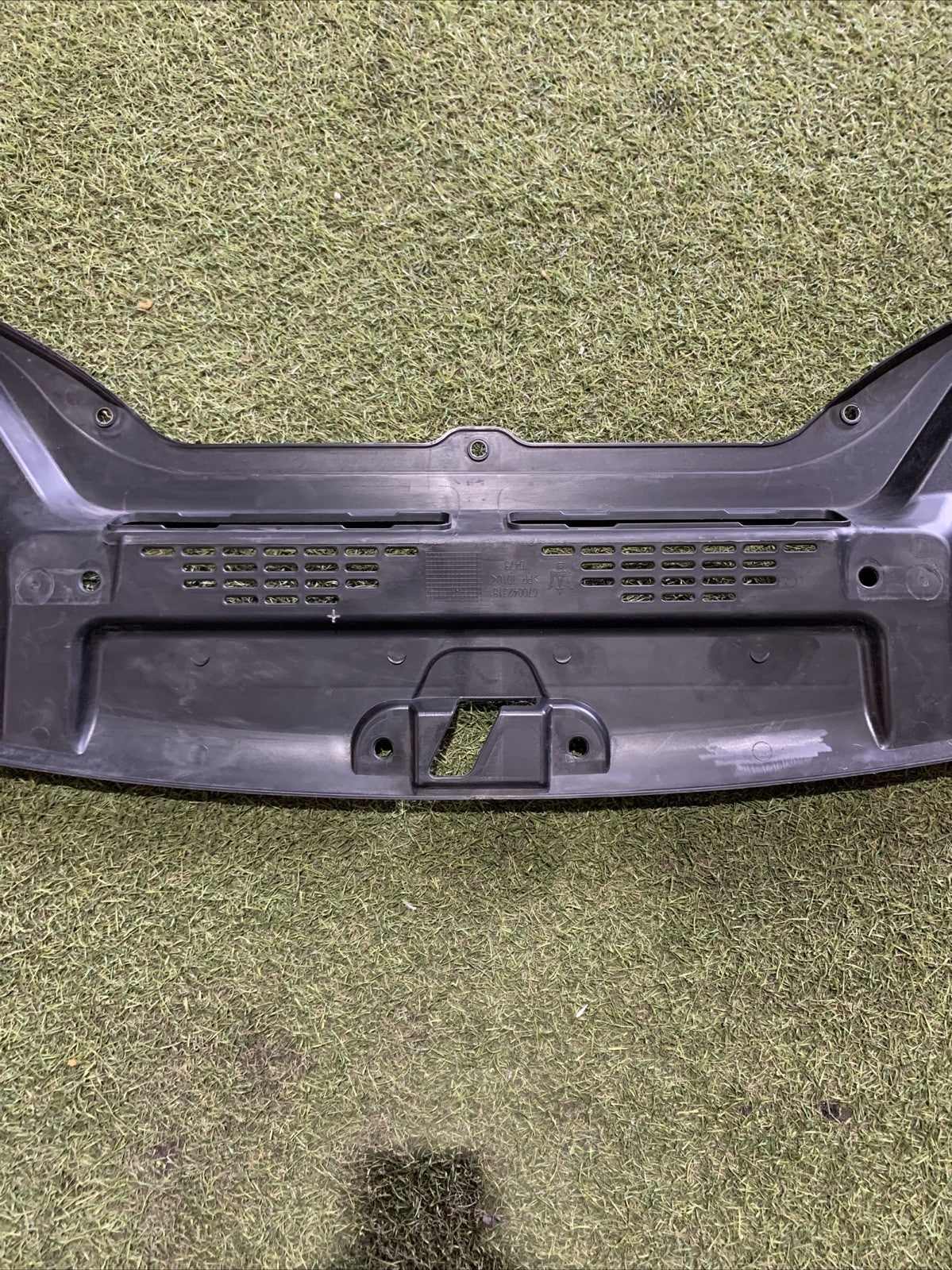 670042318 RIVESTIMENTO SUPERIORE TRAVERSA BATTICOFANO MASERATI LEVANTE