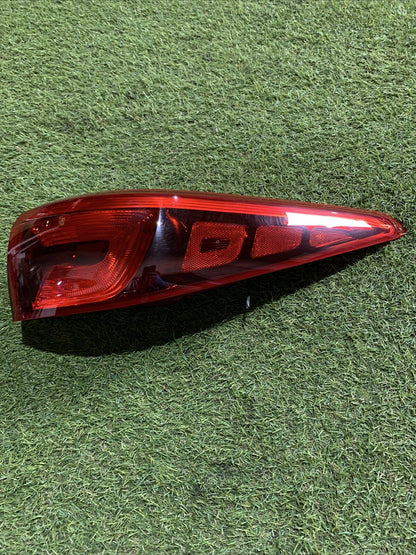 STOP FANALE POSTERIORE DESTRO KIA Sportage Serie 92402-F10 2017