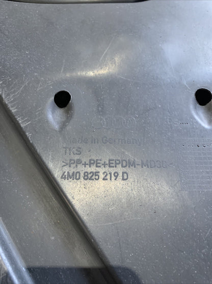 Sotto Scocca Sotto Telaio Posteriore Destra Audi Q7 2016 4M0825219D