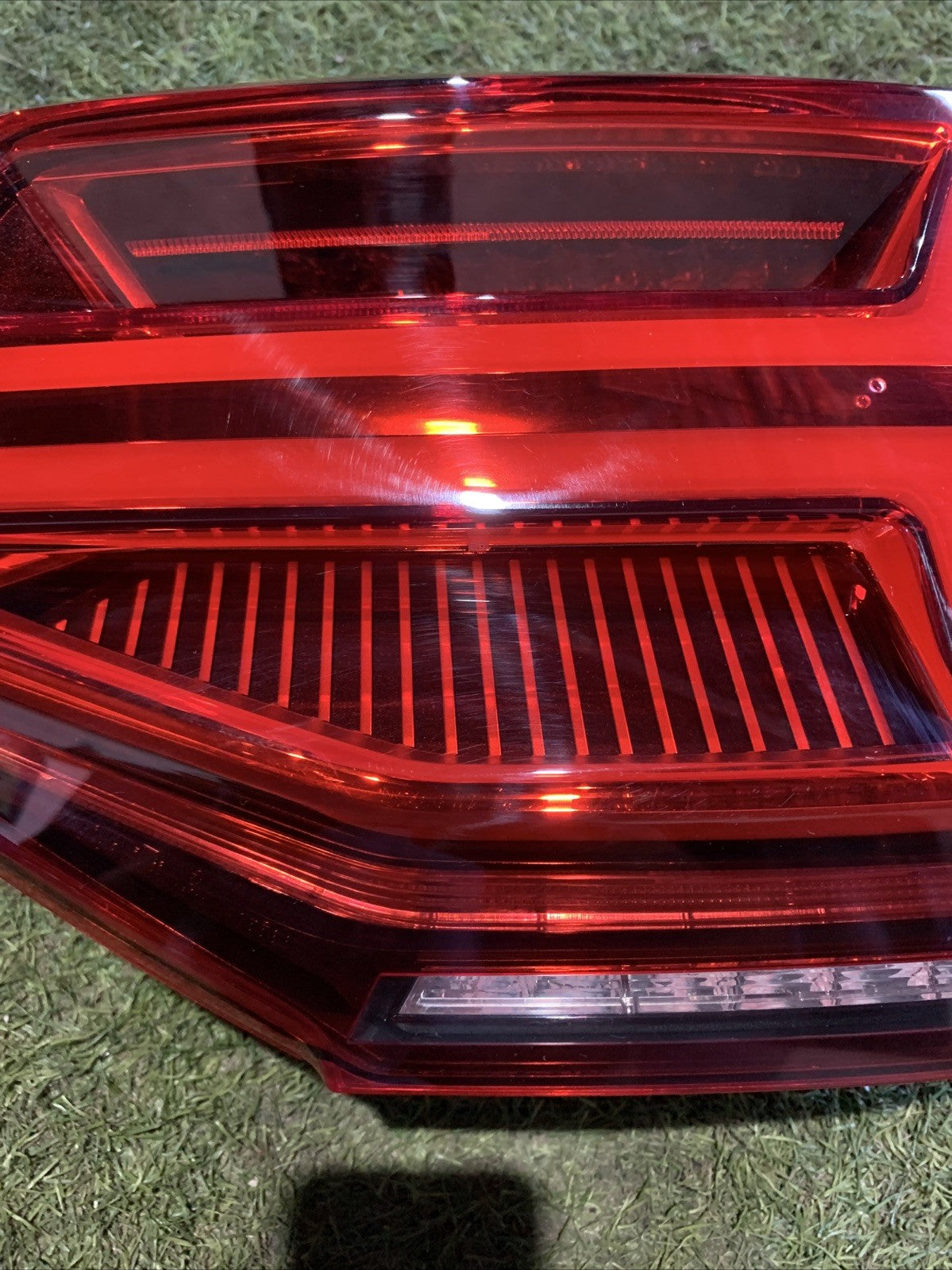 STOP FARO FANALE POSTERIORE DX DESTRO AUDI Q2 2019 81A945092B