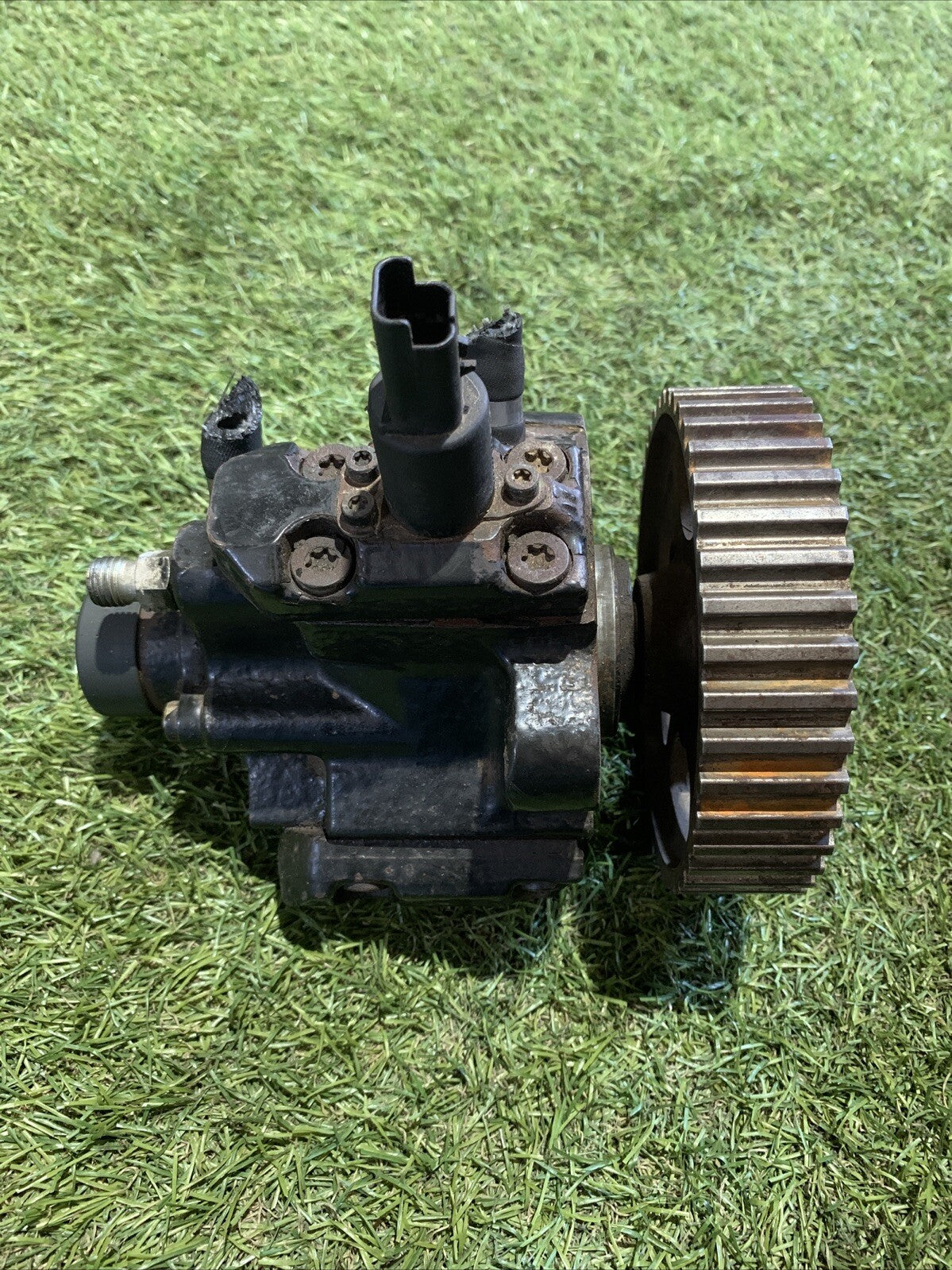 Pompa Gasolio Lancia Phedra Fiat ULYSSE 2.2 Jtd 0445010021 10DZ464HW (2)