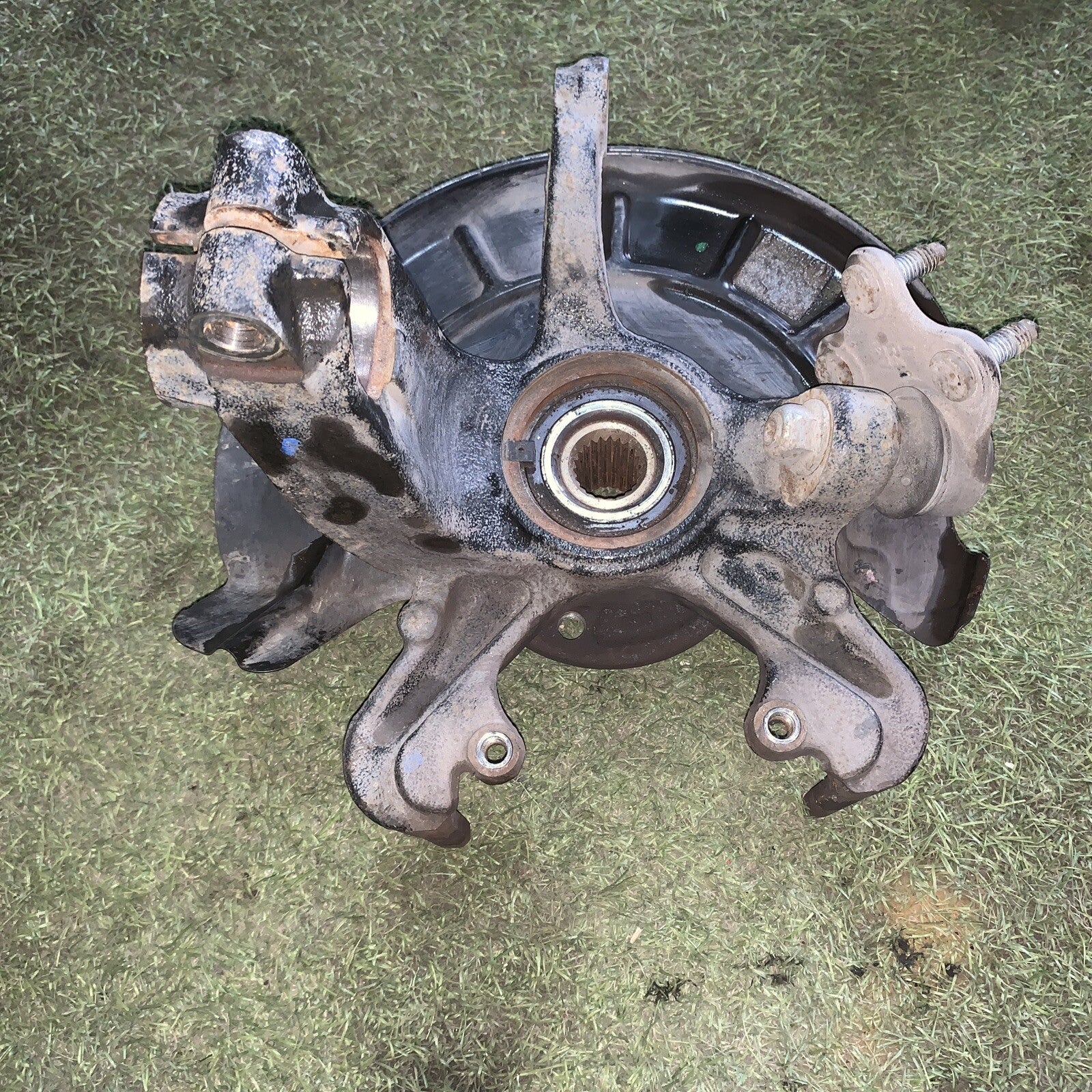 Mozzo Montante Fusello Anteriore Destro Volkswagen UP 1.0 B 1S04072560