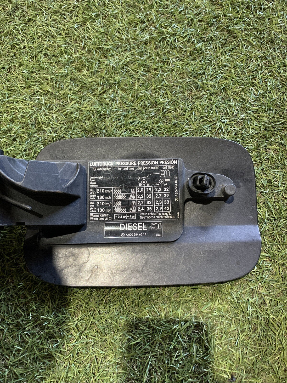 Sportellino Carburante Mercedes Classe C 220 W204 2.2 Diesel A2046300067