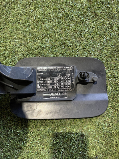 Sportellino Carburante Mercedes Classe C 220 W204 2.2 Diesel A2046300067