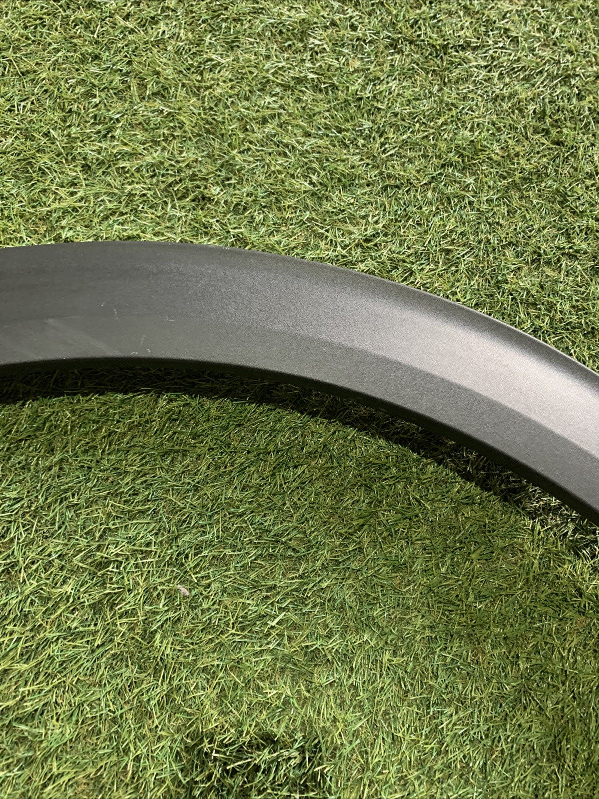 MODANATURA PARAFANGO POST SX PER PEUGEOT 2008 Serie 9825736780 (19>)