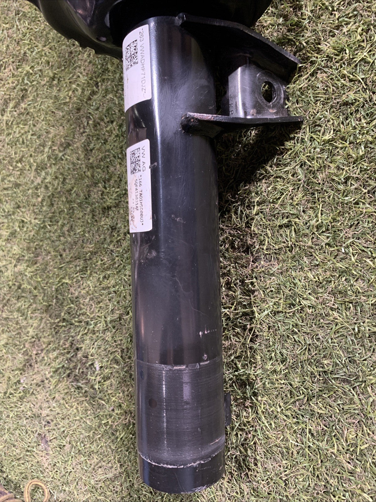 AMMORTIZZATORE ANTERIORE DESTRO DX  Volkswagen Tiguan (AD1) 2017 5QF412021HA 1.6