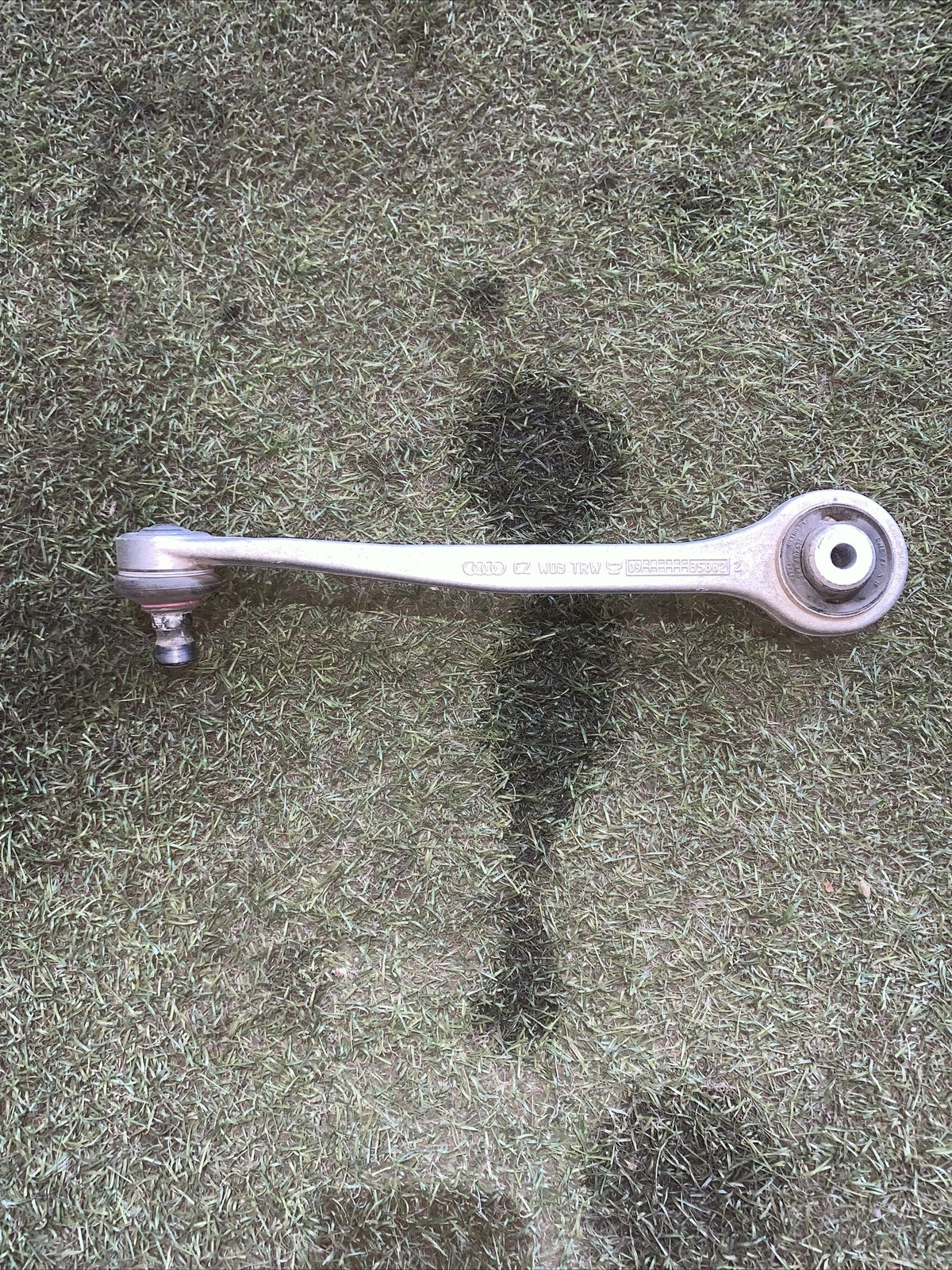 BRACCIO OSCILLANTE SOSPENSIONE ANTERIORE DX AUDI A5 [2007-2011] 8K0506A