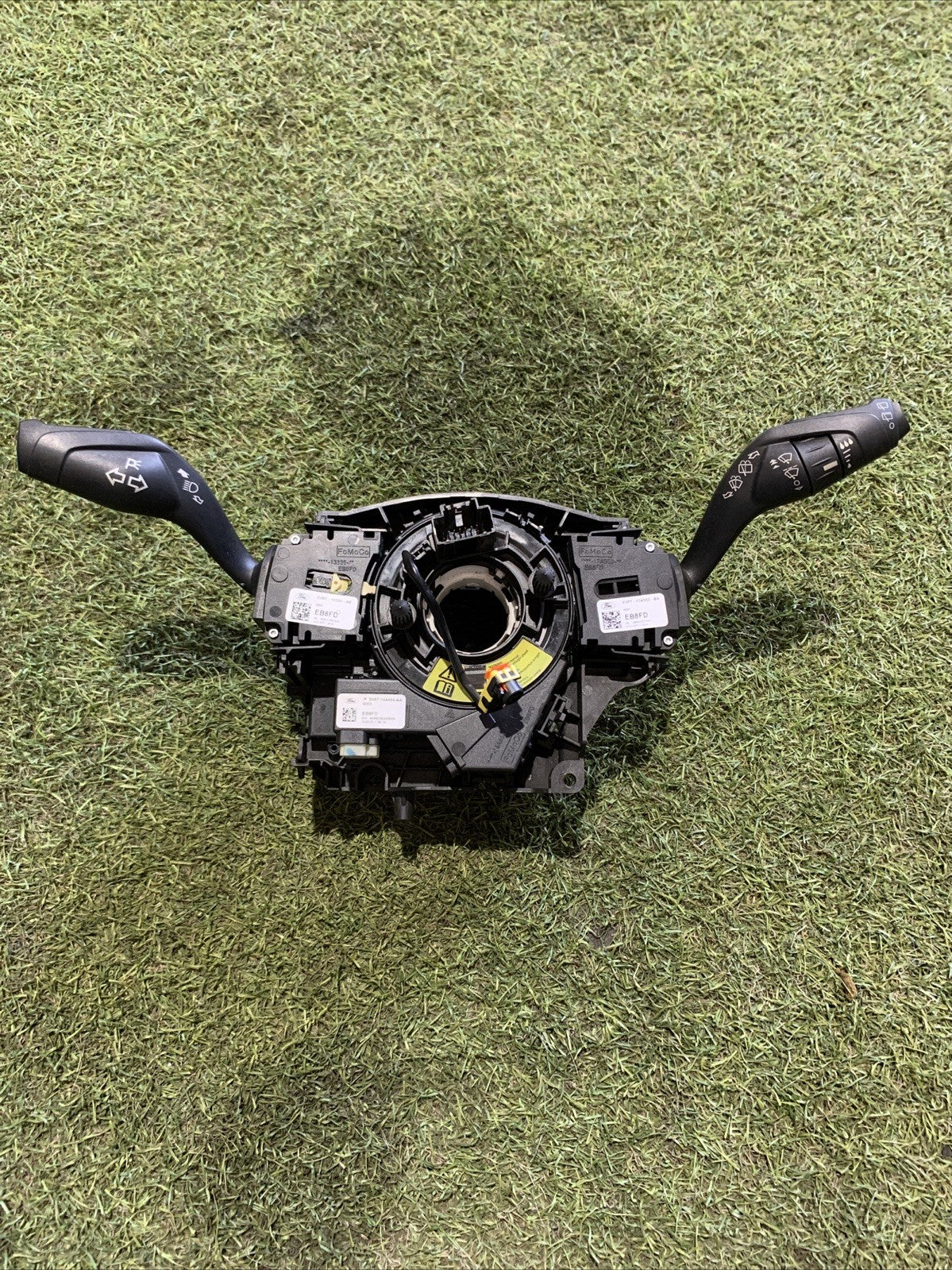 Devioluci + Contatto Spiralato Ford Kuga II Cod:GV6T-13N064-EB (2012-2019)