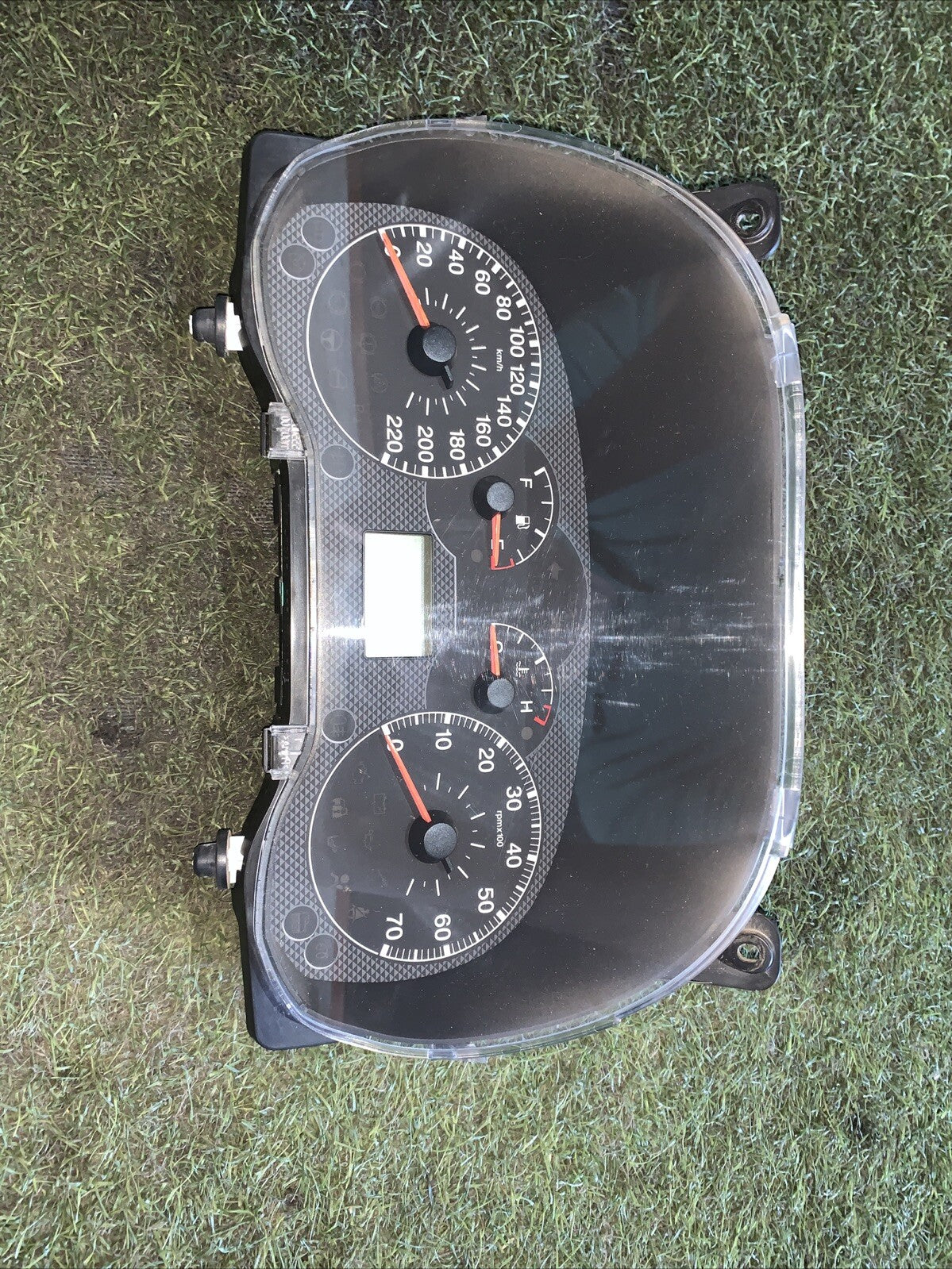 QUADRO STRUMENTI CONTACHILOMETRI FIAT GRANDE PUNTO 1.2 BENZ CODICE 51701537