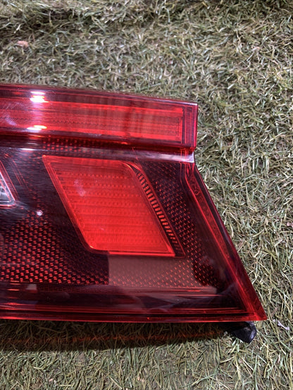 STOP FANALE INTERNO POSTERIORE DESTRO VOLKSWAGEN TIGUAN 2020 5NA945094F