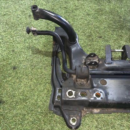 0443A6B41049 ASSALE ANTERIORE CULLA MOTORE FORD FIESTA 1.4