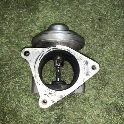 VALVOLA EGR VOLKSWAGEN GOLF 5 -  1.9 TDi ( 2003 > 2008 ) 038129637D ORIGINALE