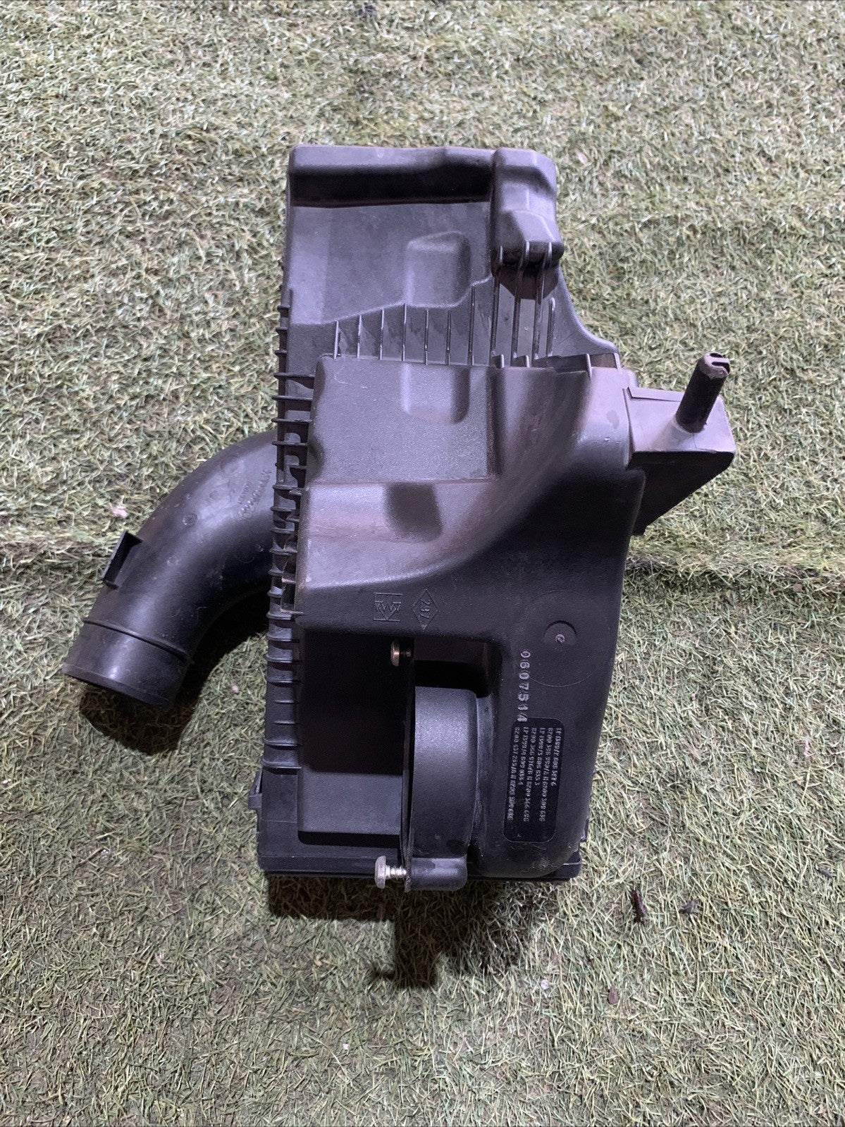 BOX SCATOLA FILTRO ARIA PER RENAULT Clio 04-08  1.5 diesel 8200398990 (2)
