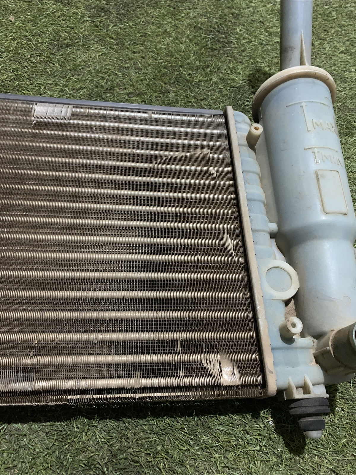 Radiatore acqua fiat punto 188  1.2 benzina