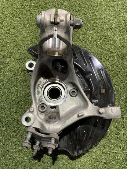 Mozzo Montante Fusello Anteriore Destro Volkswagen Golf 8R 2.0 Benzina