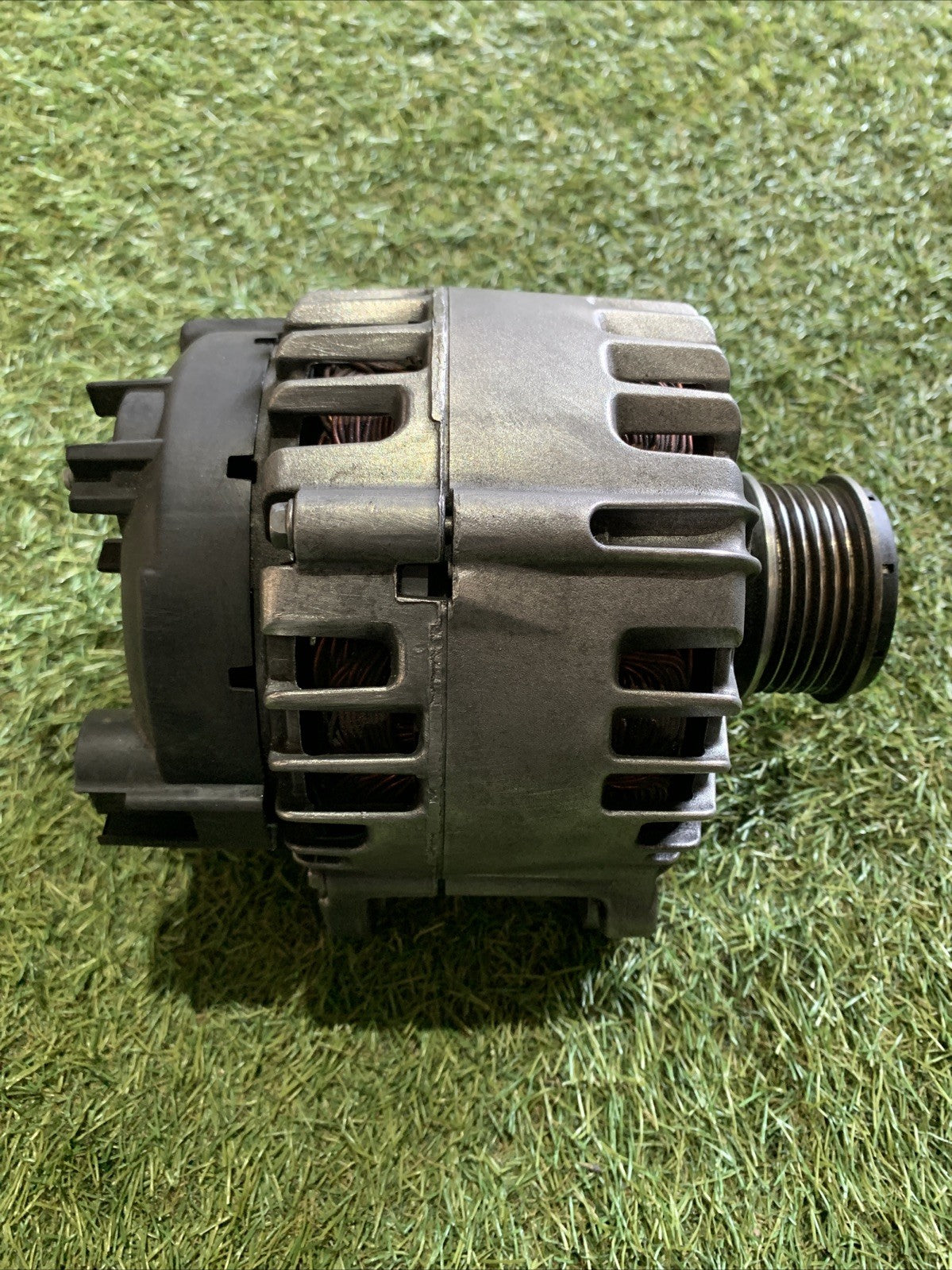 ALTERNATORE VOLKSWAGEN GOLF 6 2.0 DIESEL 03L903023F
