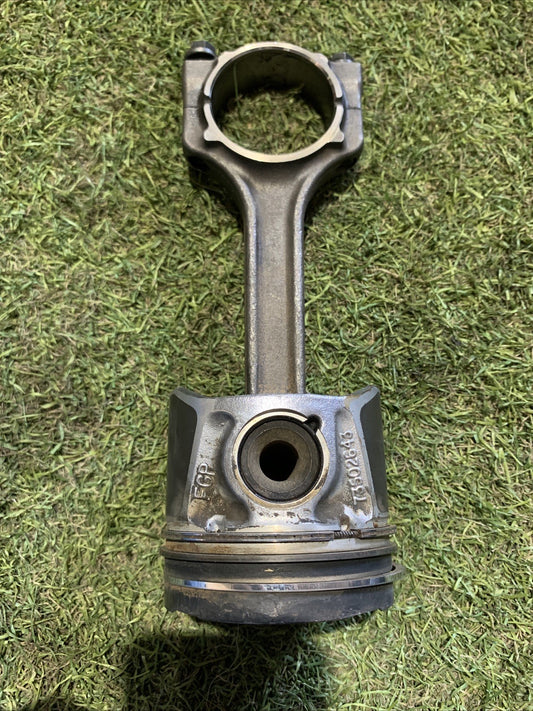 Pistone Fiat 1.3 Multijet 73502643 Panda/Punto/Idea/Astra/500/Ypsilon Euro4 (8)