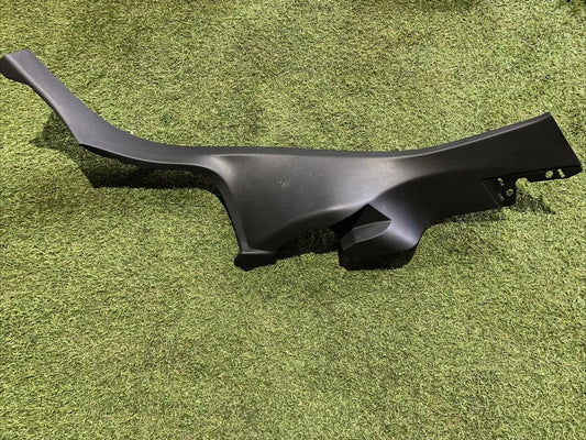 Rivestimento montante posteriore Destra Ford Fiesta mk7 (2019) COD:H1BBA31016A(2