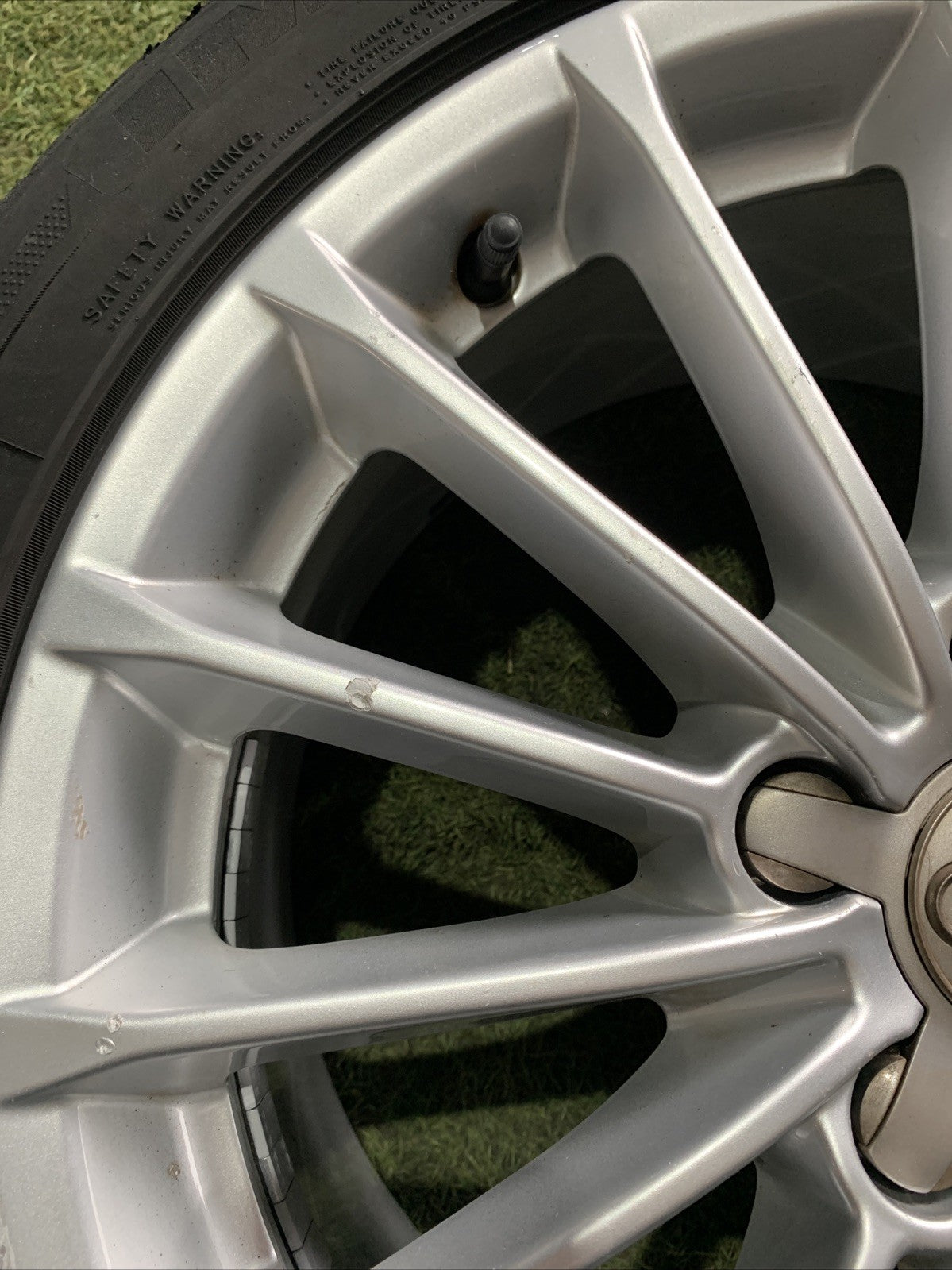 Cerchio In Lega Da 17 Con Gomma Audi A3 8V 8V0601025BN (1)