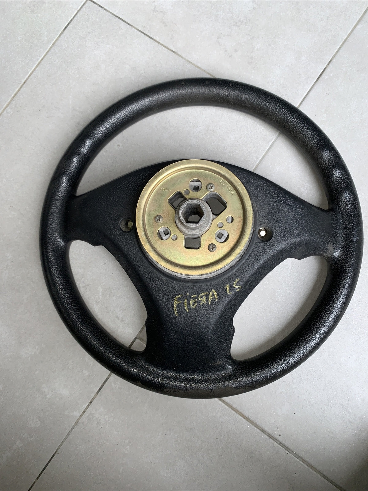 VOLANTE FORD Fiesta 2° Serie Benzina RICAMBI USATI 910628