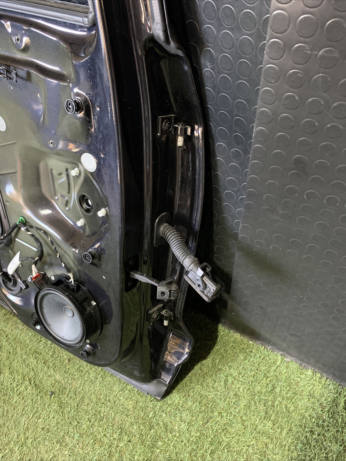 PORTA PORTIERA SPORTELLO POSTERIORE SINISTRA VOLKSWAGEN T-ROC 2024 R Line