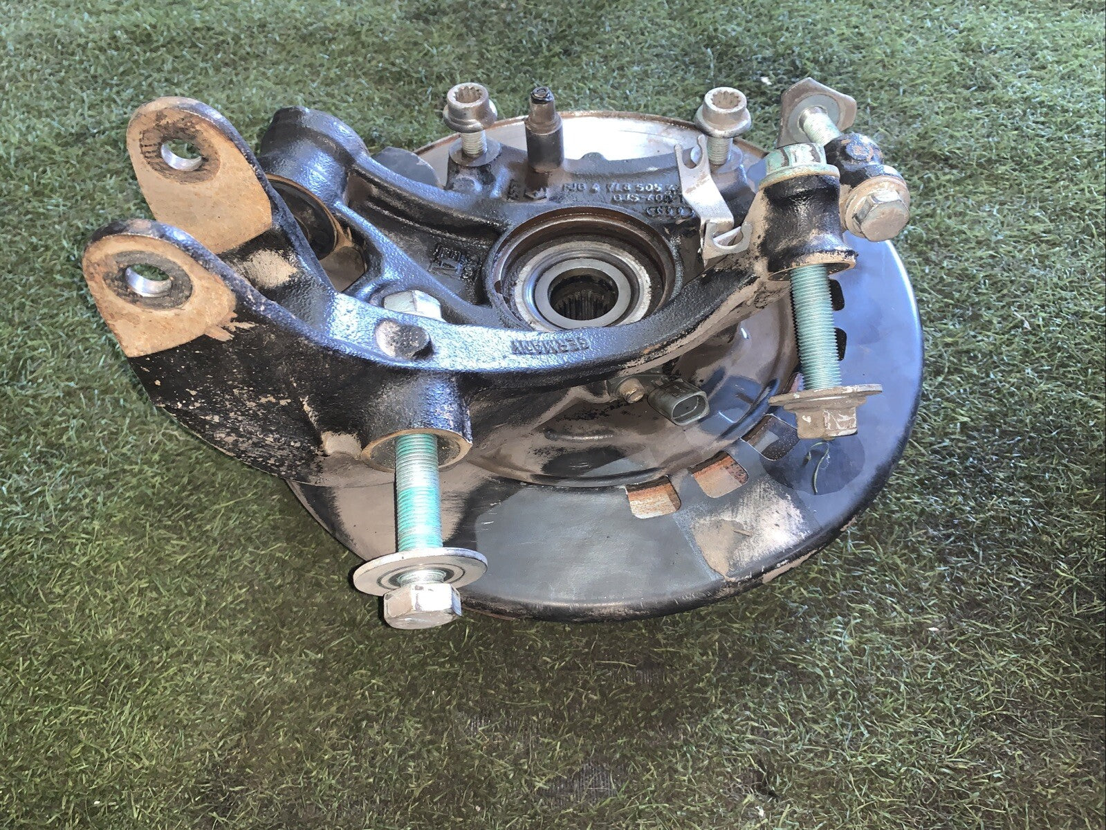 Mozzo Montante Fusello Posteriore Destro Audi Q7 2006 3.0 Diesel 7L8505436