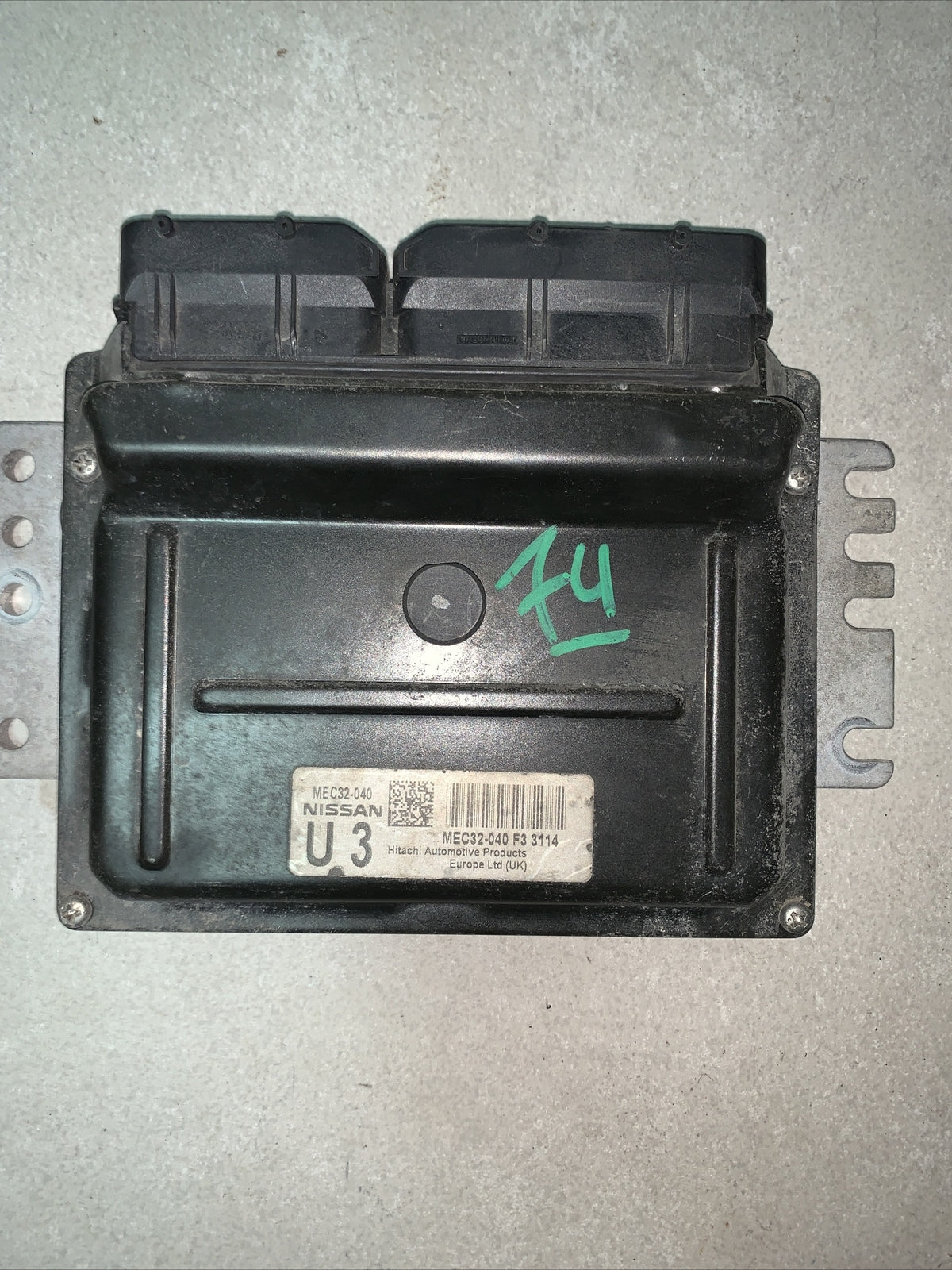 MEC32040F3 CENTRALINA MOTORE ECU HITACHI NISSAN MICRA (K12) 1.2B 16V 80CV (2004)