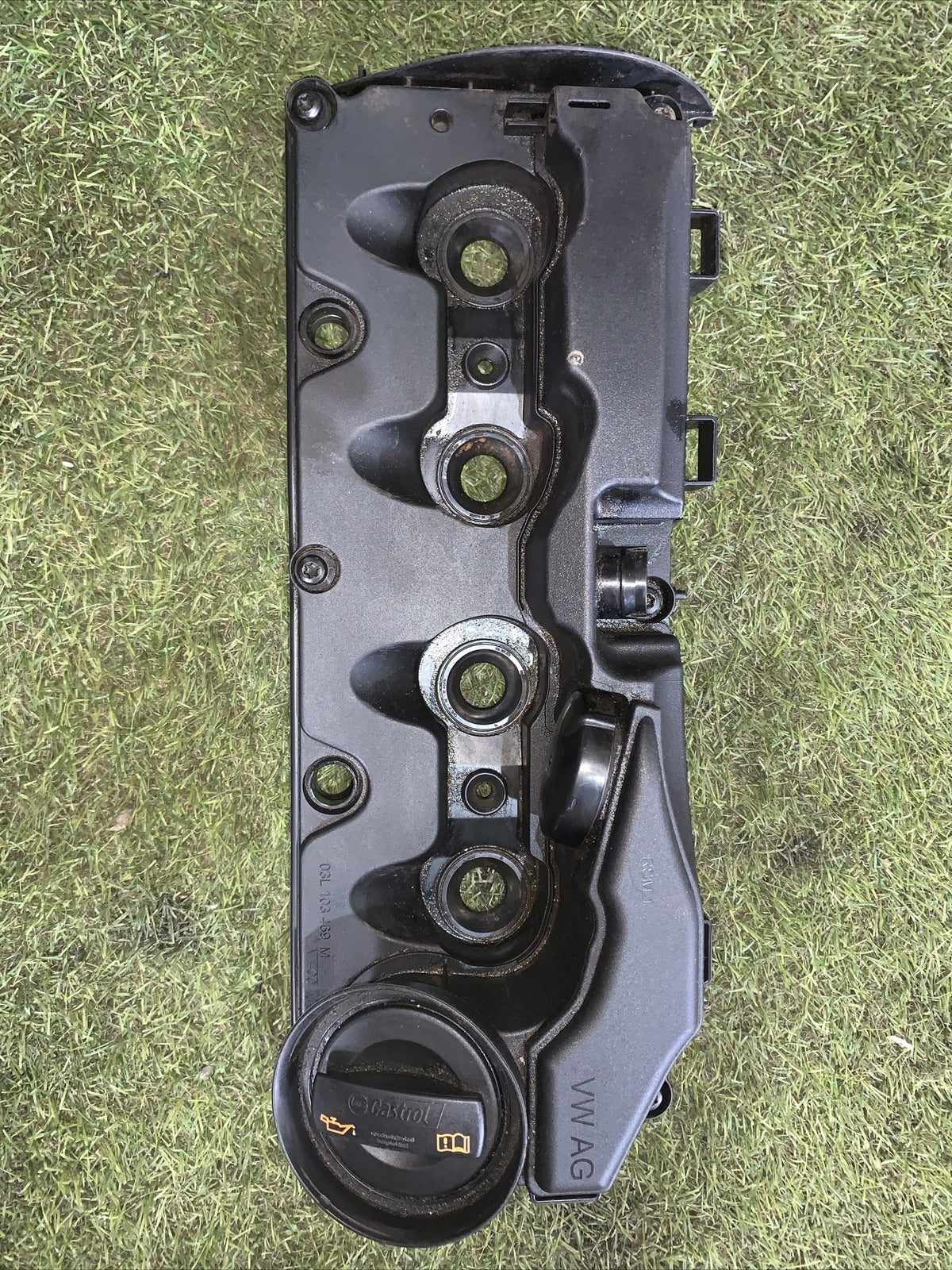 Audi A4 8K A5 8T B8 03L103469M Coperchio Valvola Cofano Cilindro 2.0 TDI