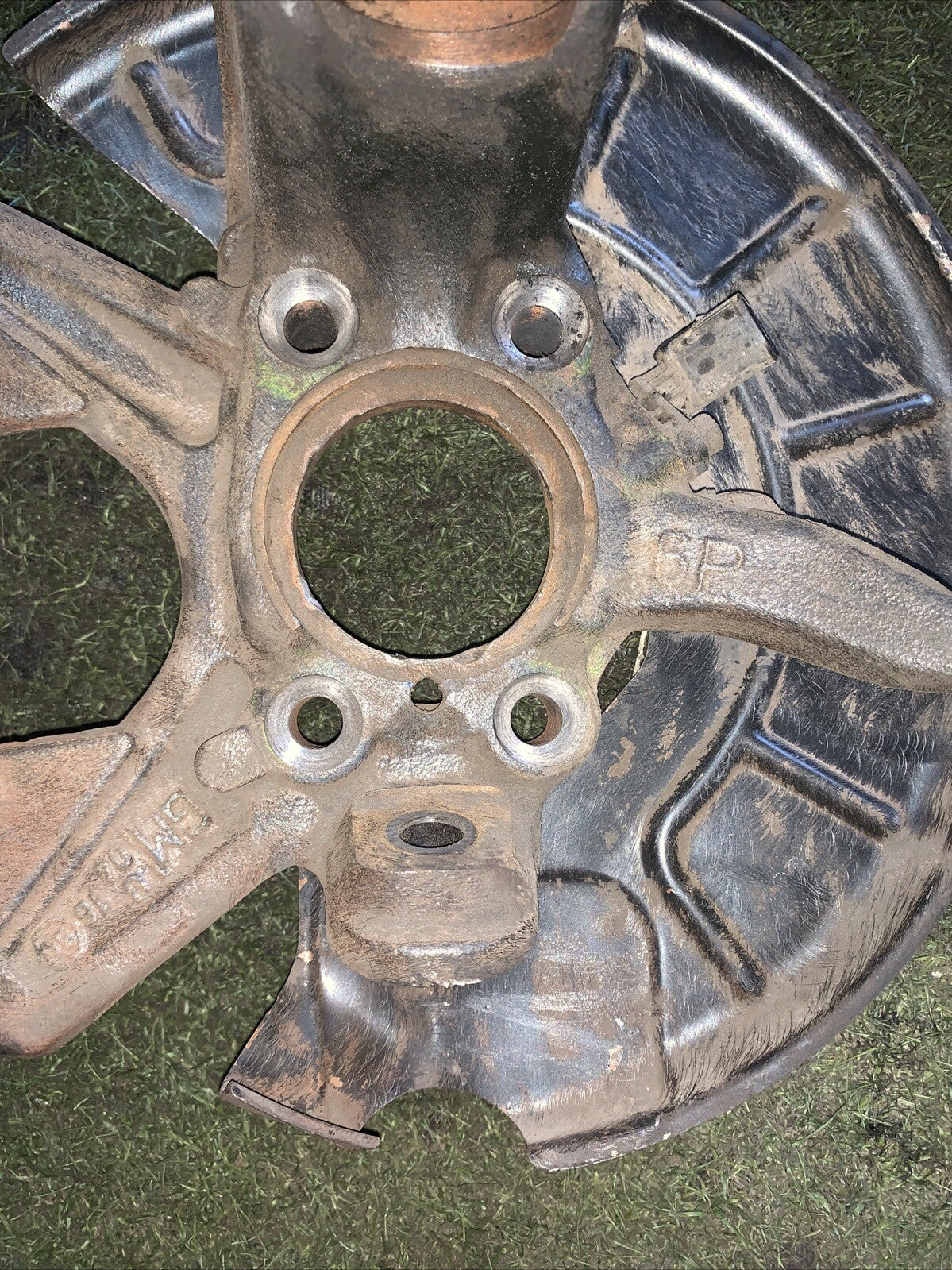 Mozzo Montante Fusello Anteriore Destro Volkswagen Golf 5 1.9 