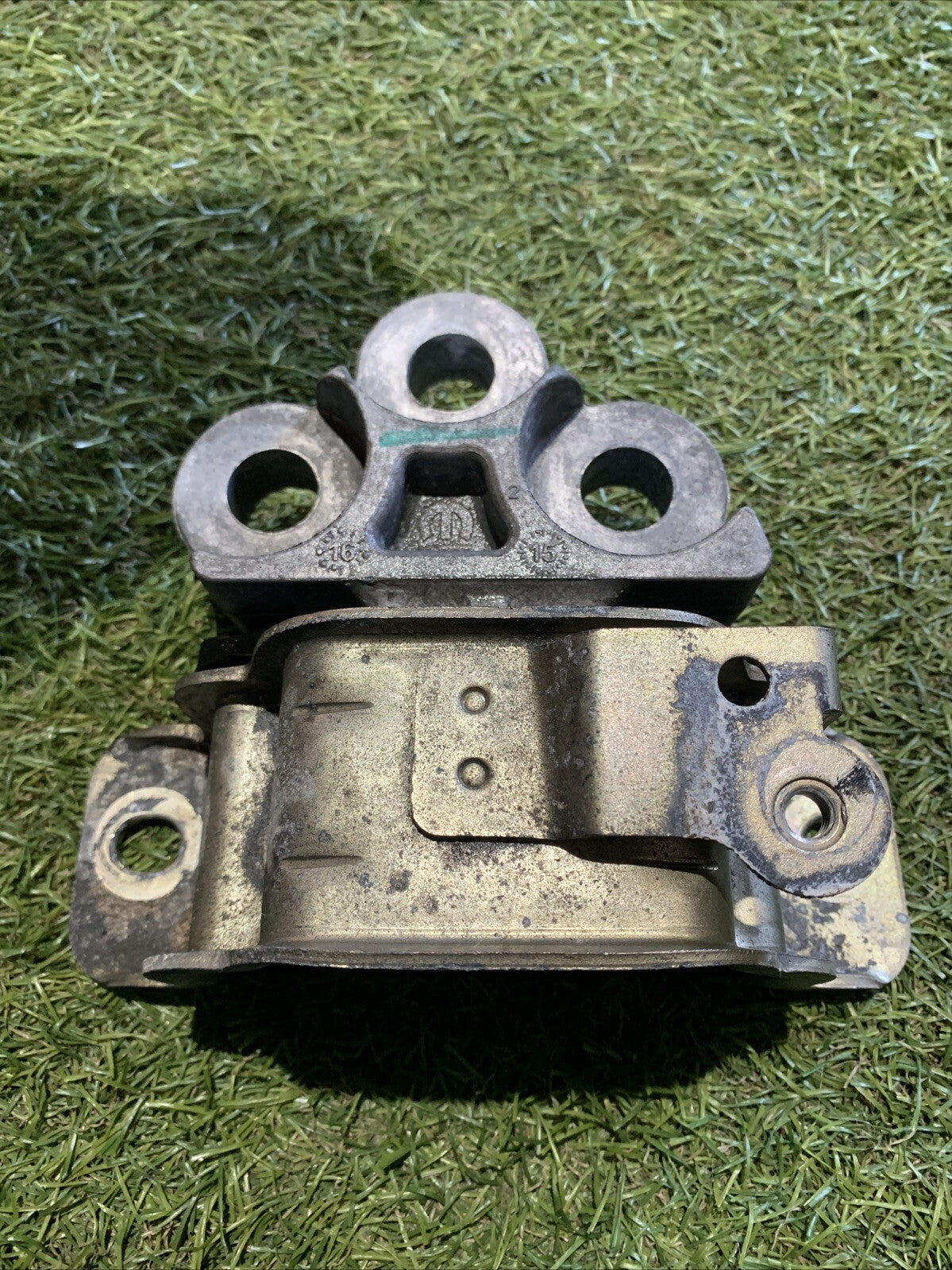 51983877 SUPPORTO STAFFA LATO DX CAMBIO FIAT TIPO 1.6 M-JET ANNO 2017