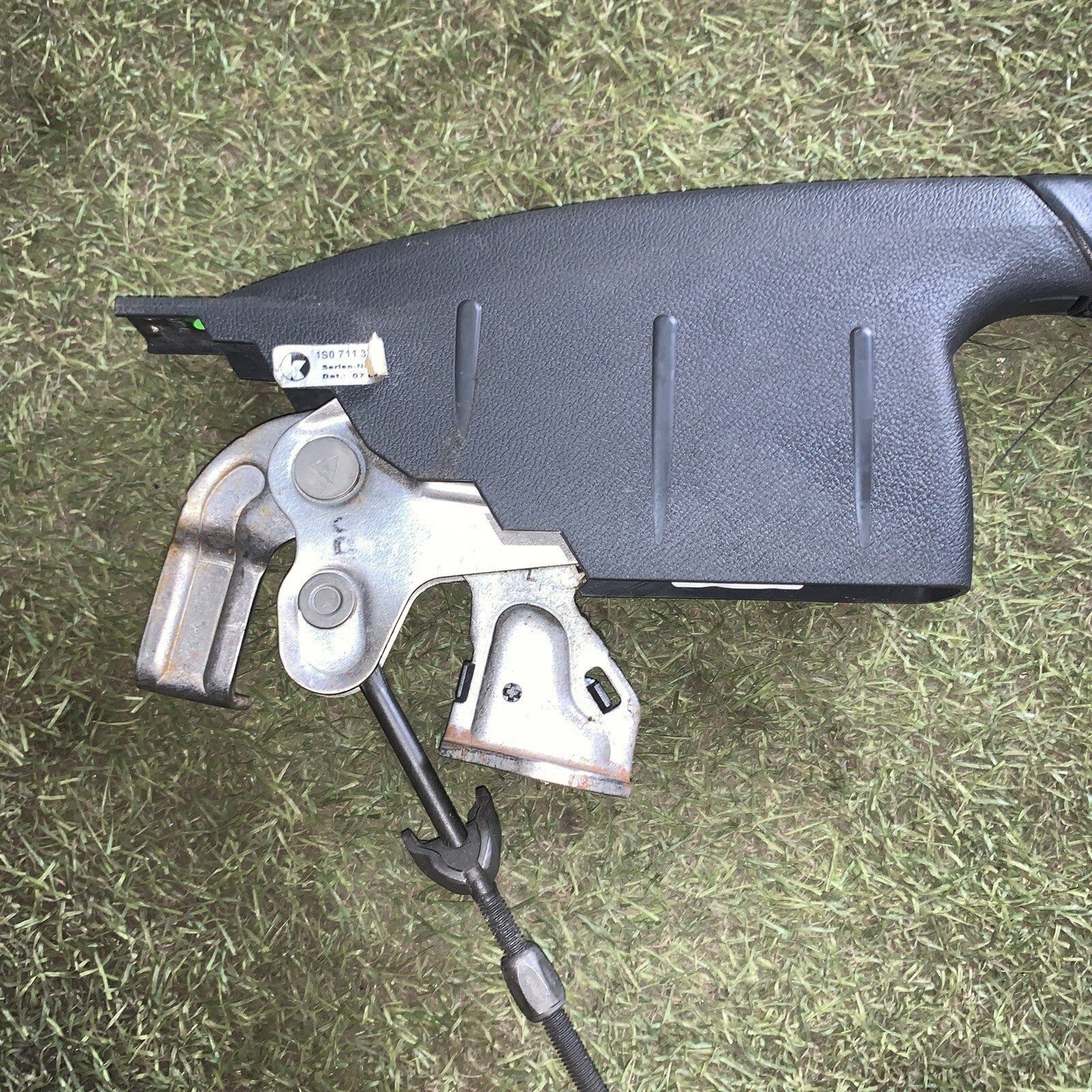 Leva Freno a Mano VOLKSWAGEN Up 1 Serie 1S0711301L