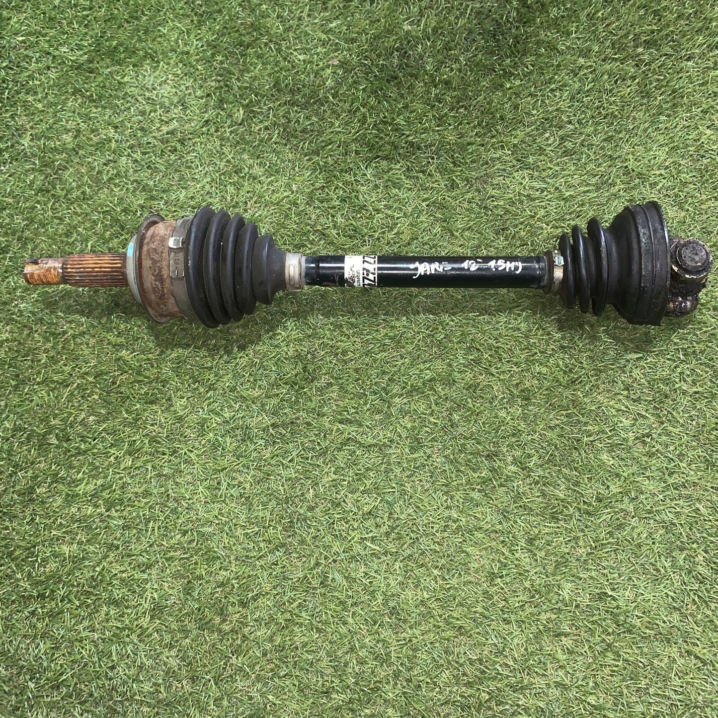 Semialbero semiasse anteriore SX Toyota Yaris 2018 1.5 Hybrid 10349275