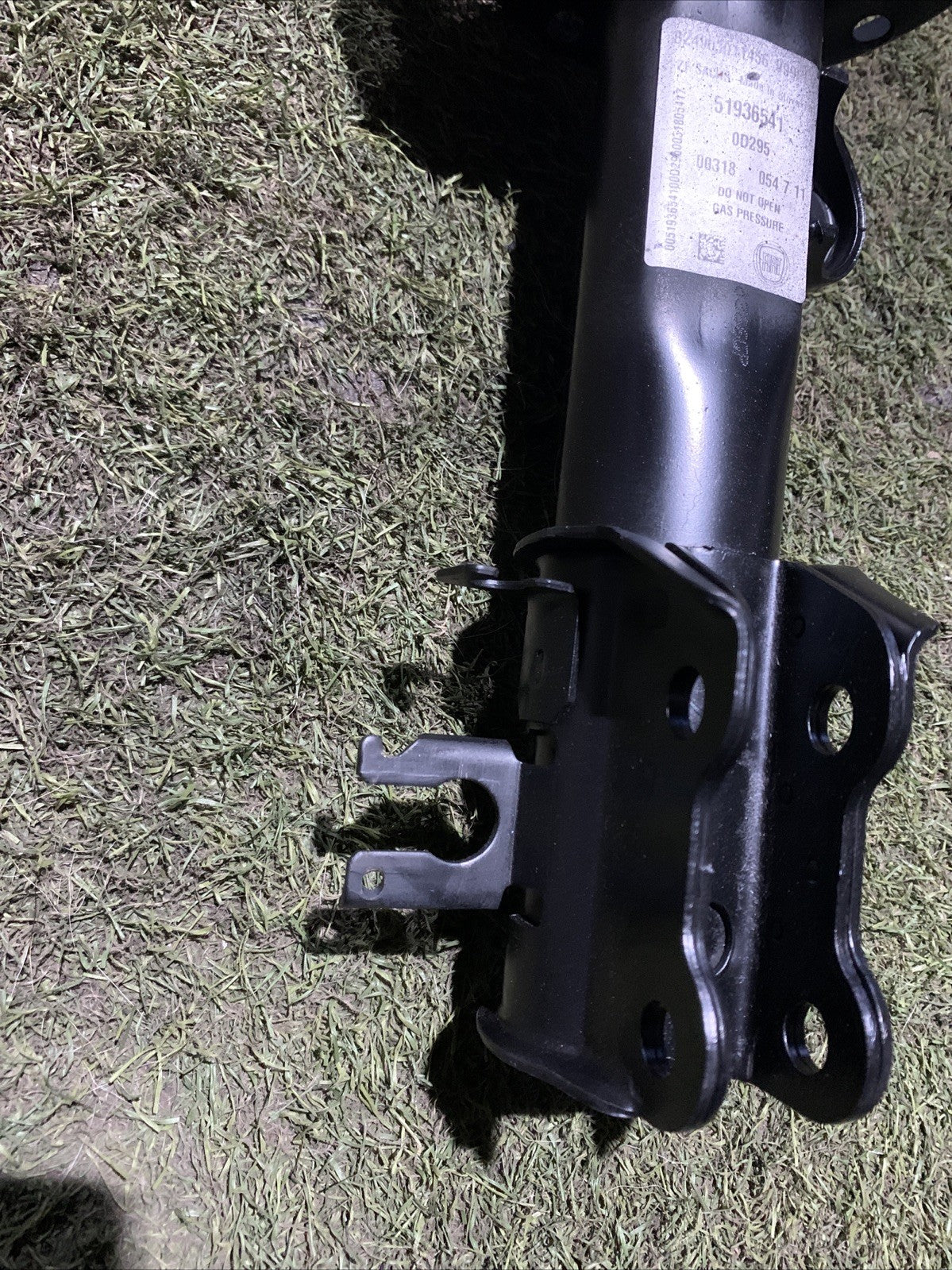 Ammortizzatore Anteriore Sinistro Fiat 500L 1.3 MJT 51936541