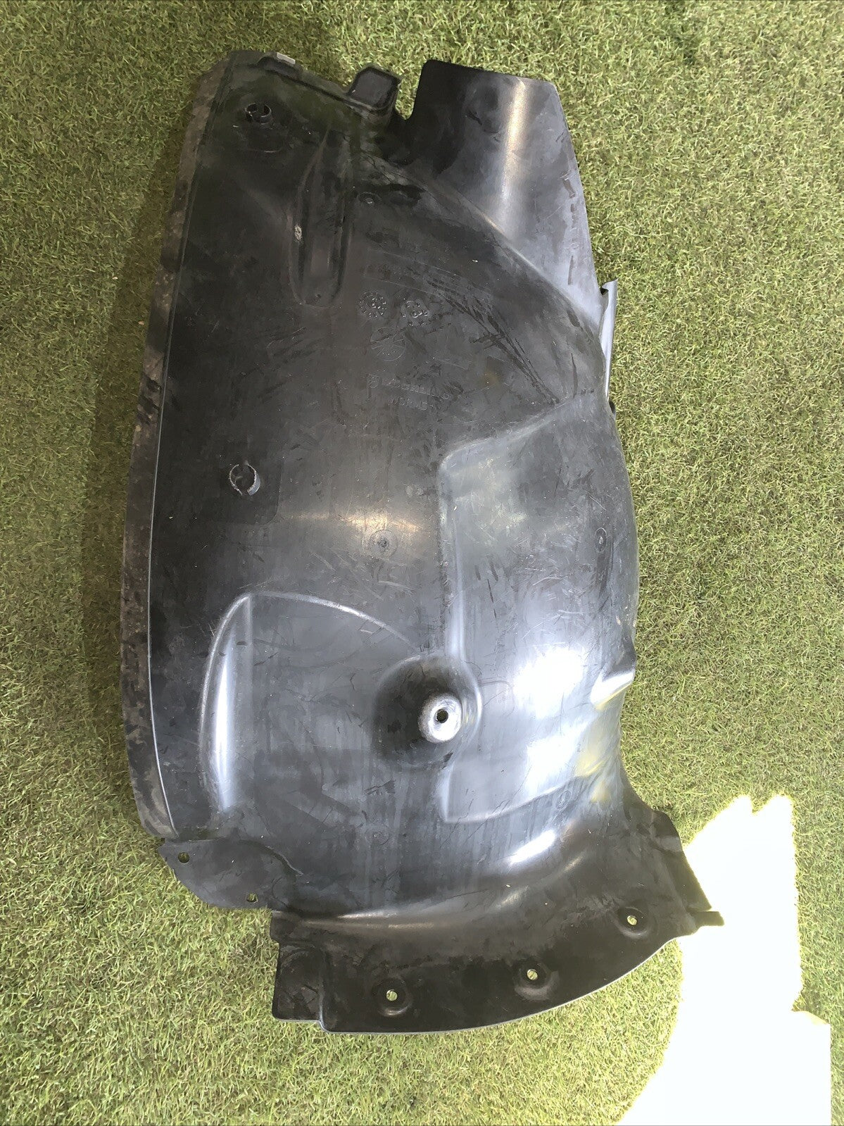 PASSARUOTA ANTERIORE SINISTRO MERCEDES Classe A Serie (W177) A2476906500