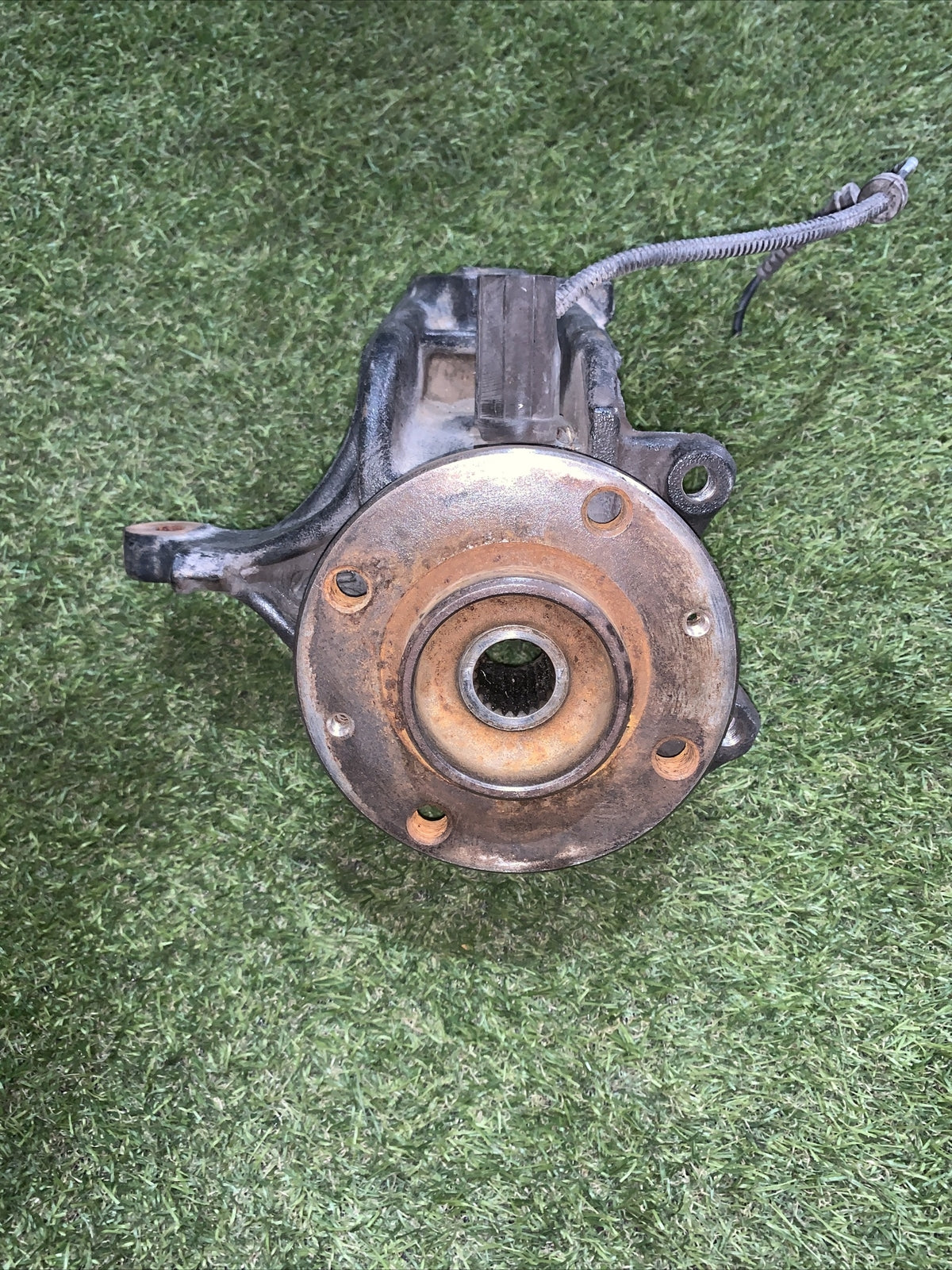 Mozzo Montante Anteriore Destro Peugeot 208 1.6