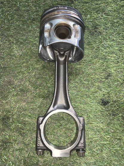 Pistone Con Biella Volkswagen Golf 5 1.9 TDI V200Z1/2 (2)