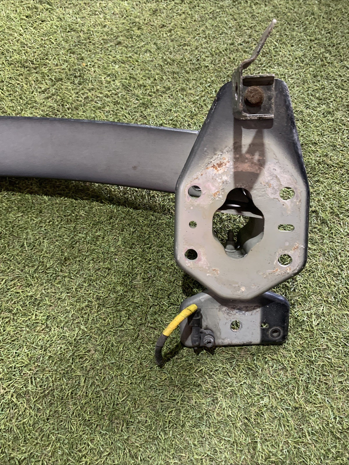 Traversa Rinforzo Paraurti Anteriore Maserati Levante 673007200