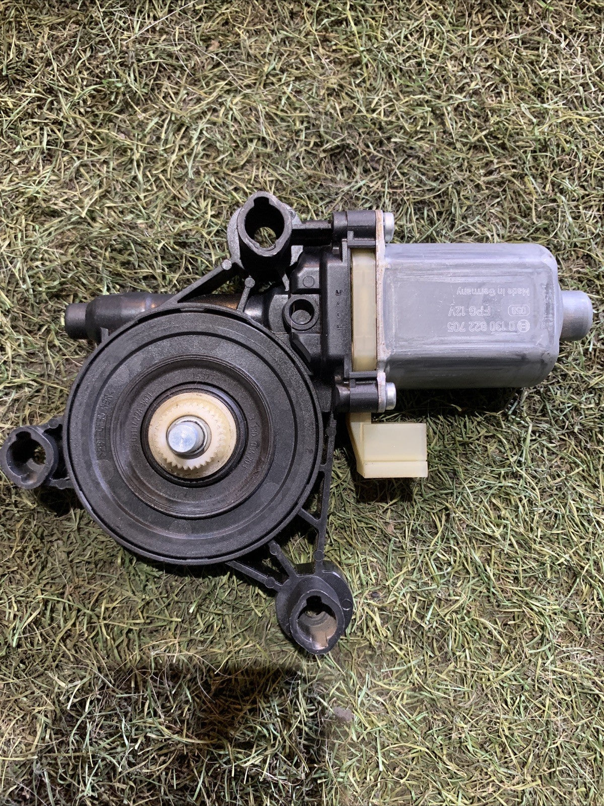 Motorino Alzavetro Anteriore Sinistro Audi A4 (8W5) 8W0959801