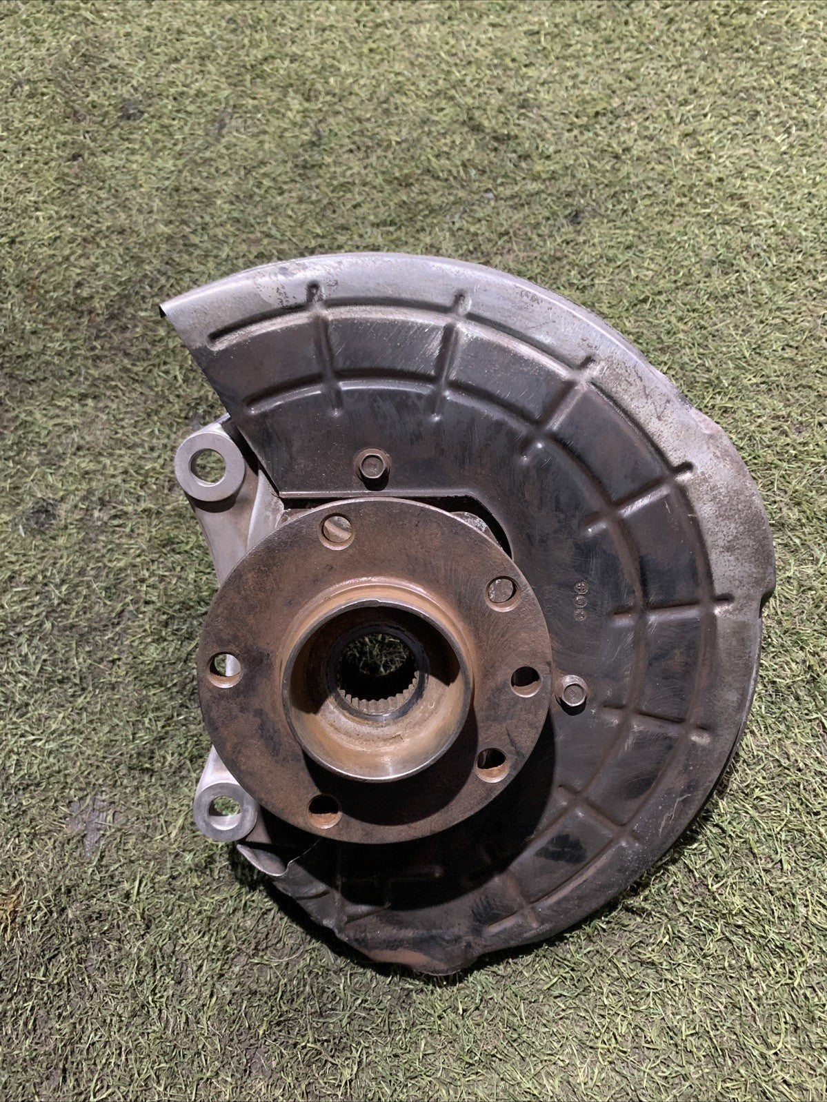 FUSELLO MOZZO MONTANTE ANTERIORE SINISTRO ALFA ROMEO GIULIETTA 1.6D 50514553 (2)