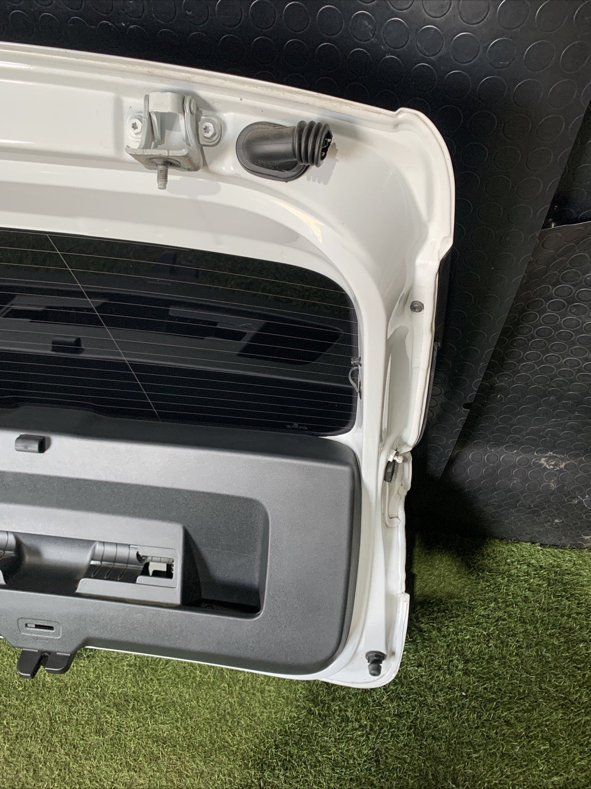 PORTELLONE BAULE BAGAGLIAIO COFANO POSTERIORE VOLKSWAGEN TAIGO 2022