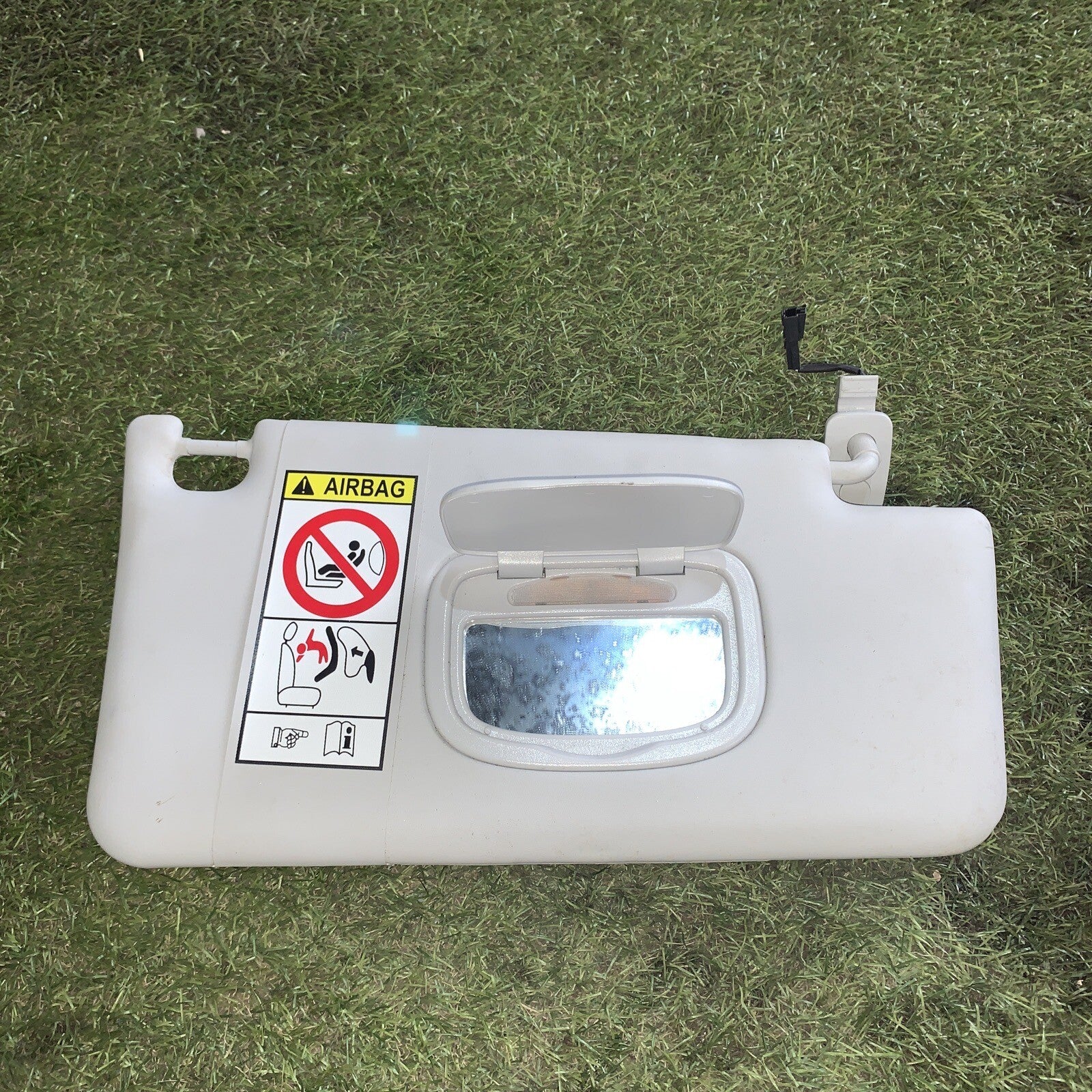 ALETTA PARASOLE DESTRA JEEP RENEGADE PANTINA DX