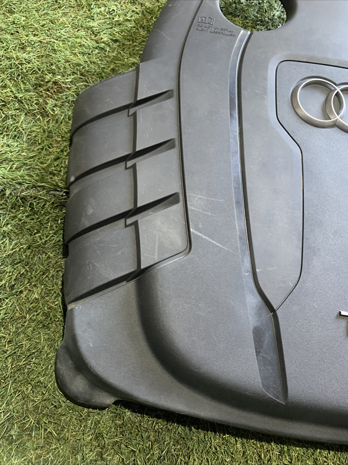 RIVESTIMENTO COVER COPRI MOTORE PER AUDI A4 03l103925AB (11-14)